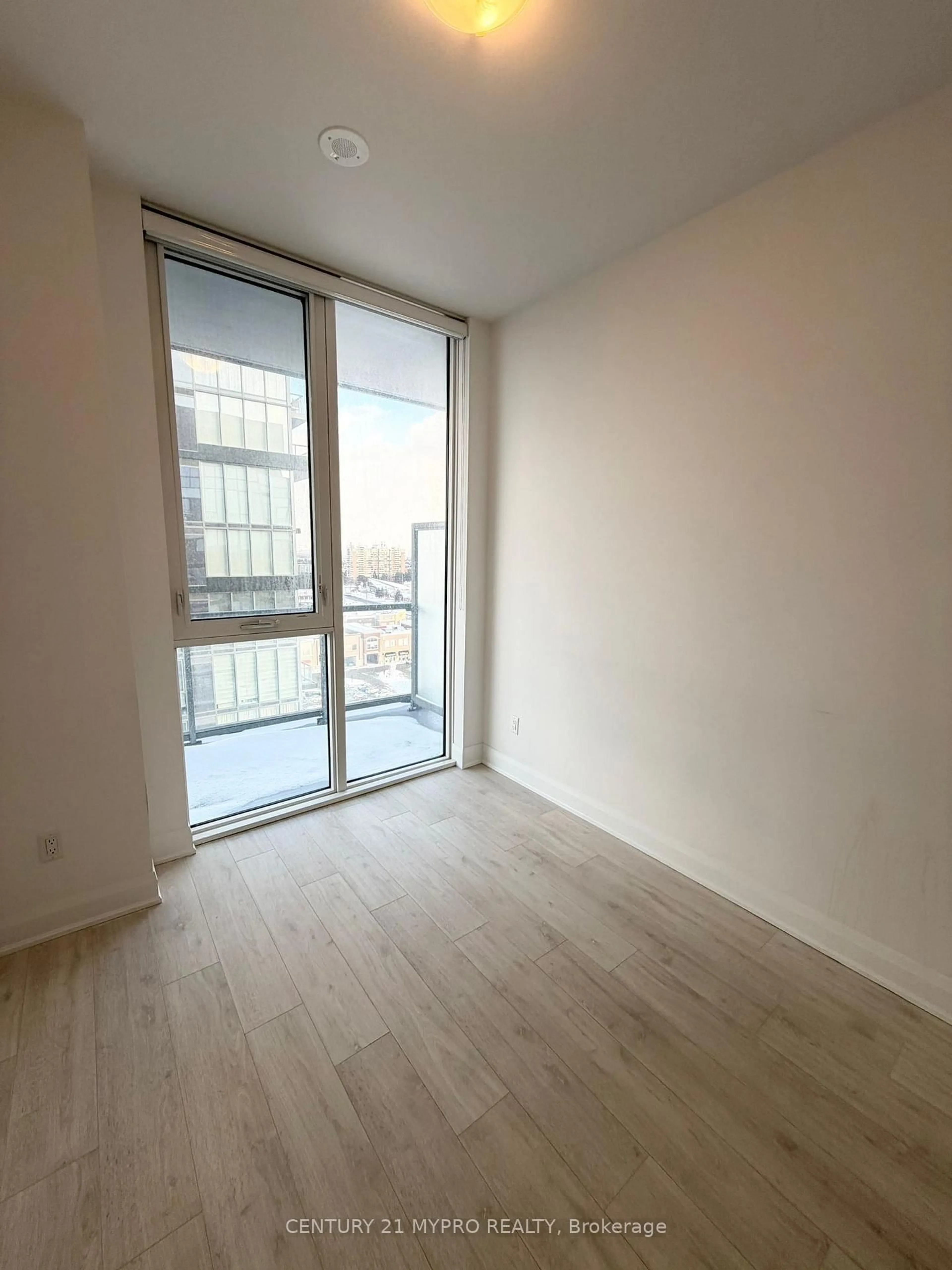 A pic of a room for 10 Gatineau Dr #1605, Vaughan Ontario L4J 0L2