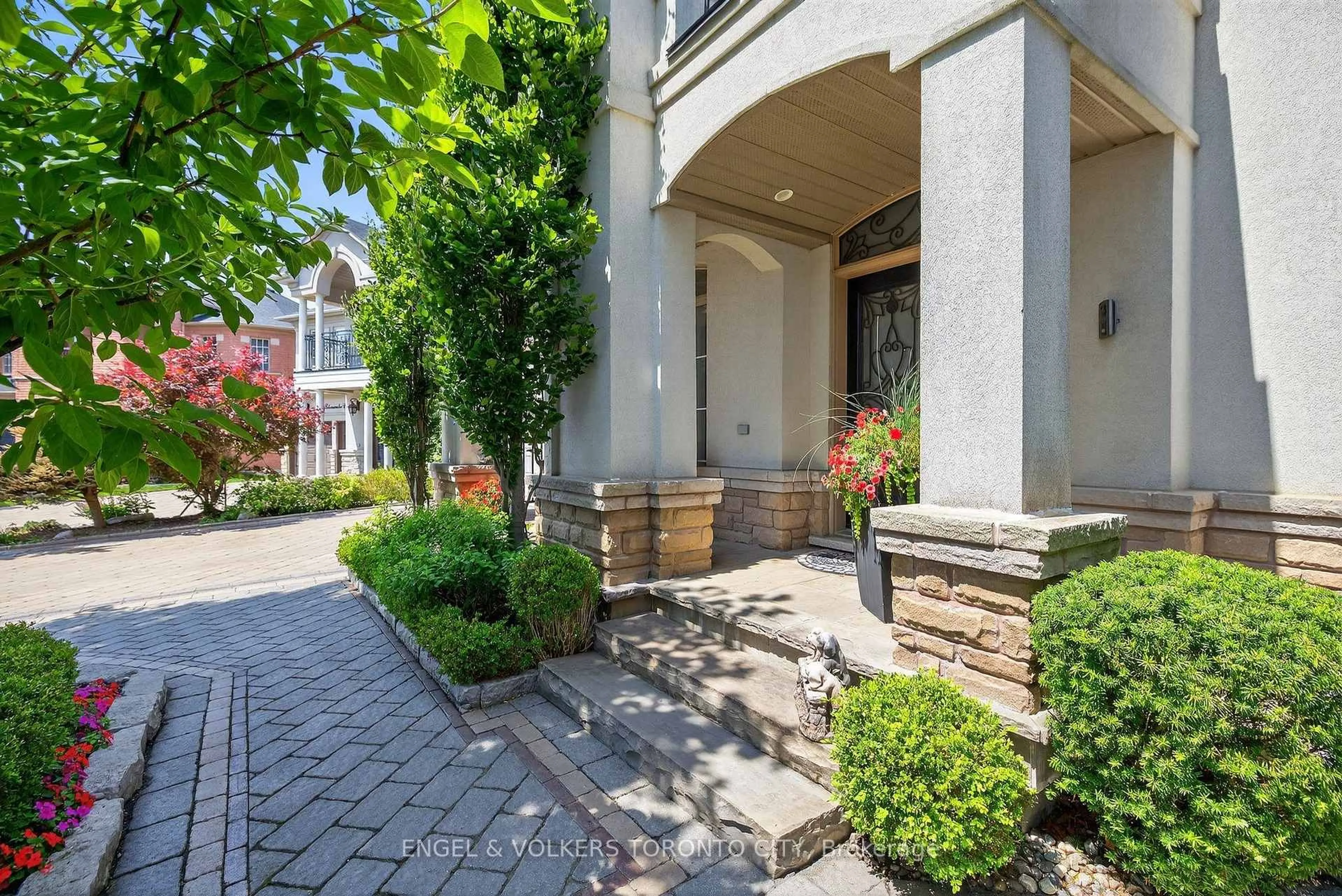 Unknown for 123 Salamander Crt, Vaughan Ontario L6A 0B9