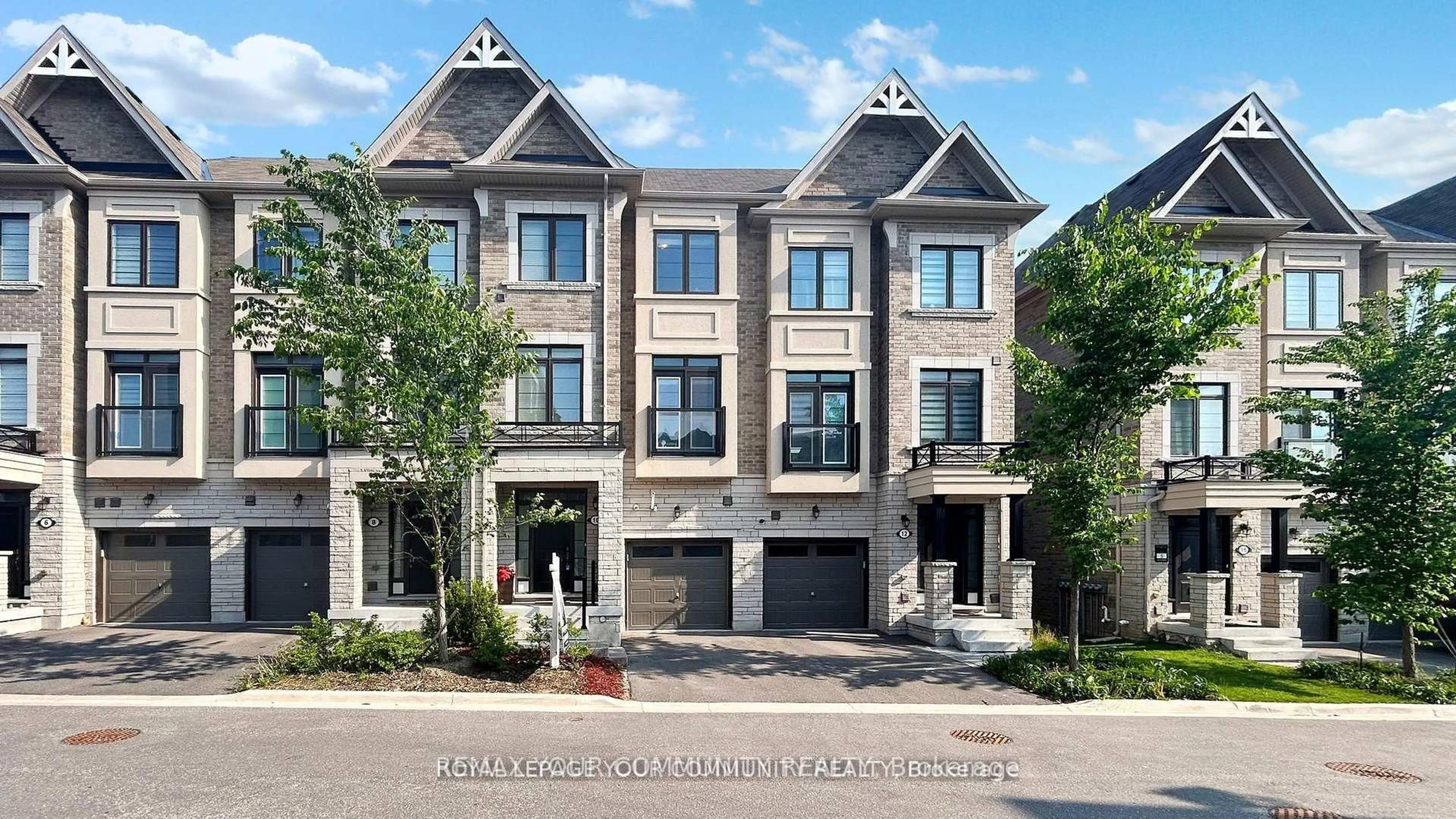 Home with brick exterior material, street for 10 William Adams Lane, Richmond Hill Ontario L4S 0L9