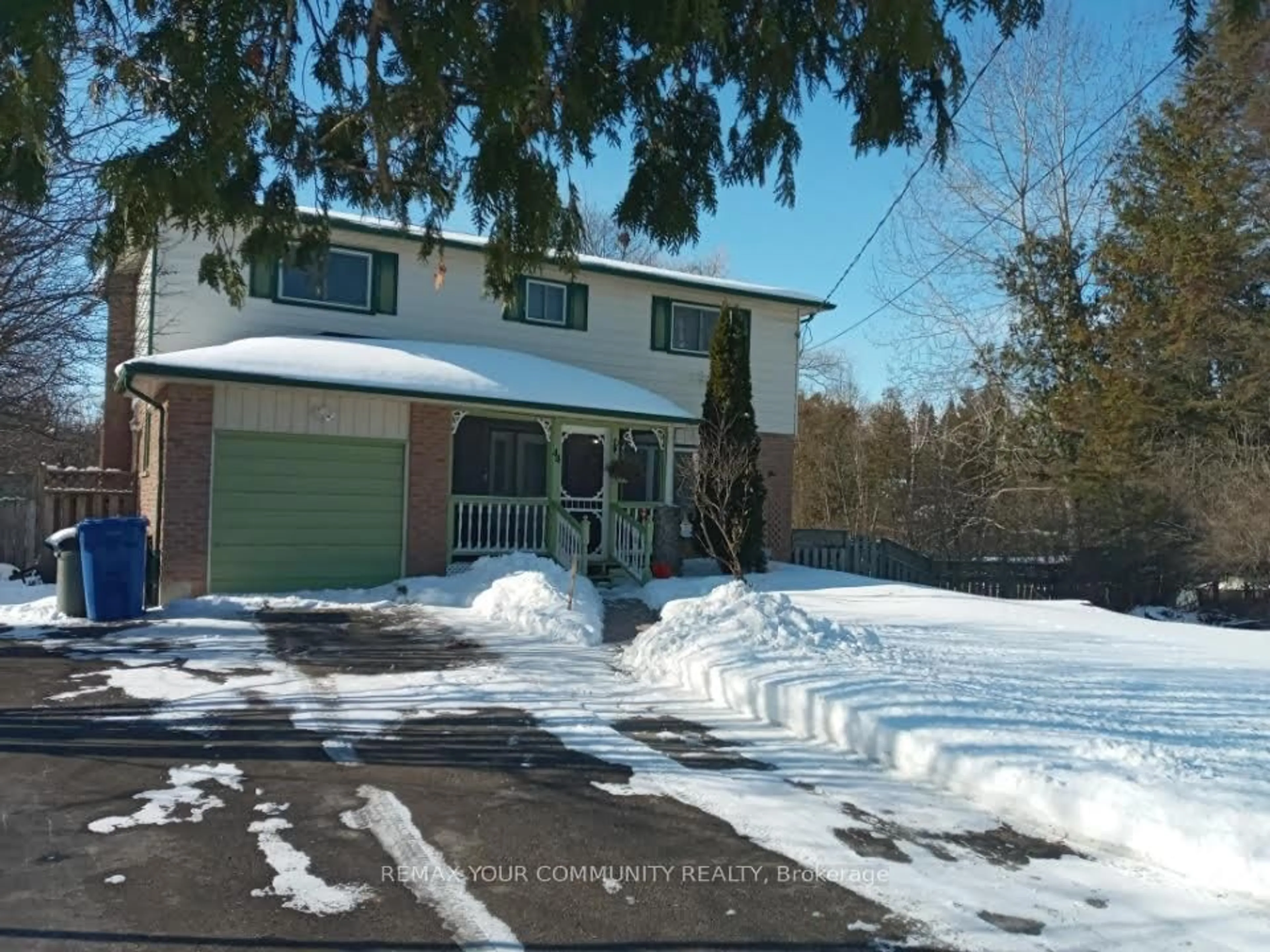 Unknown for 44 Beaverdale Cres, Georgina Ontario L0E 1N0