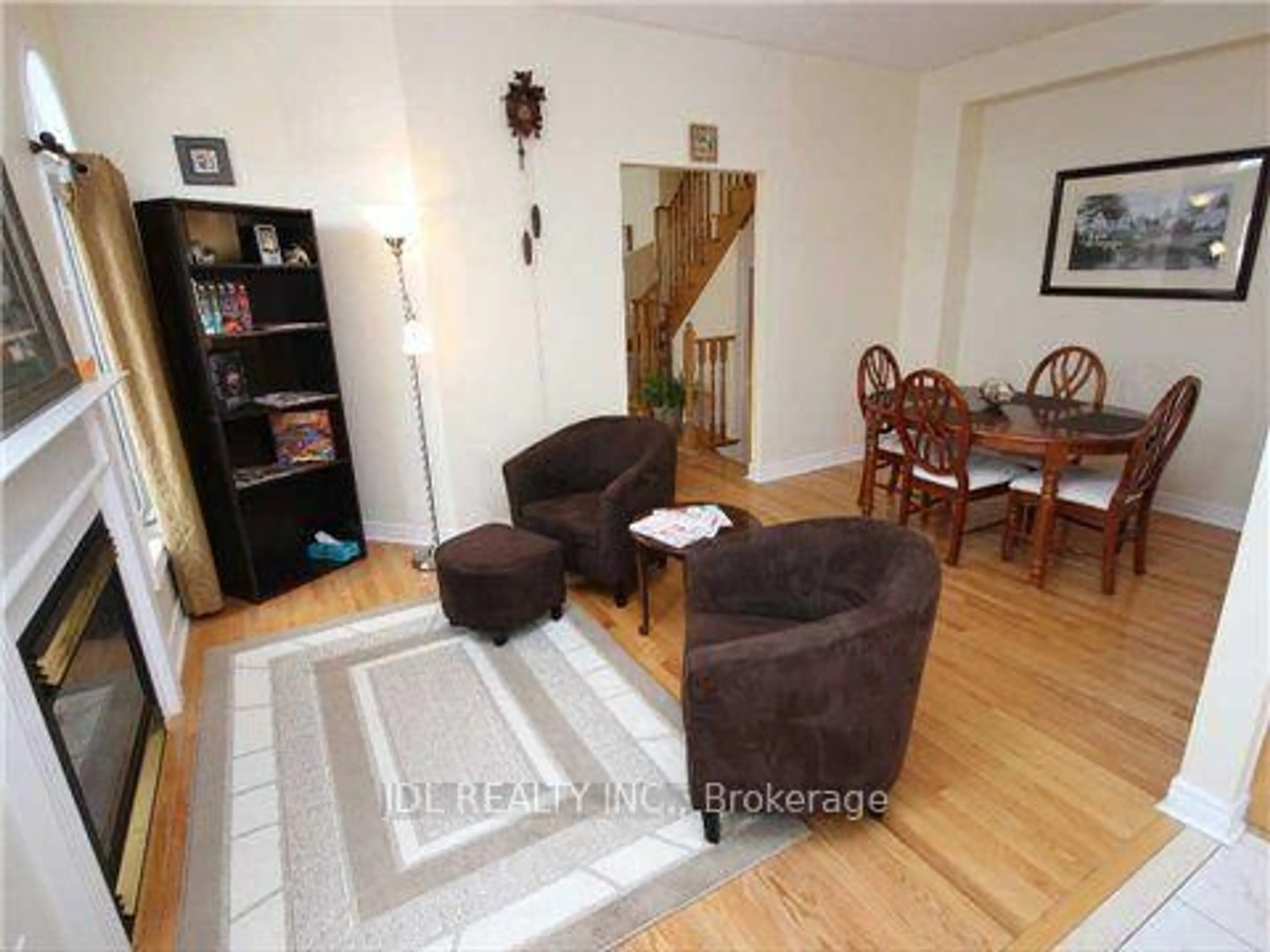 Living room with furniture, unknown for 1919 Bur Oak Ave, Markham Ontario L6E 1W3
