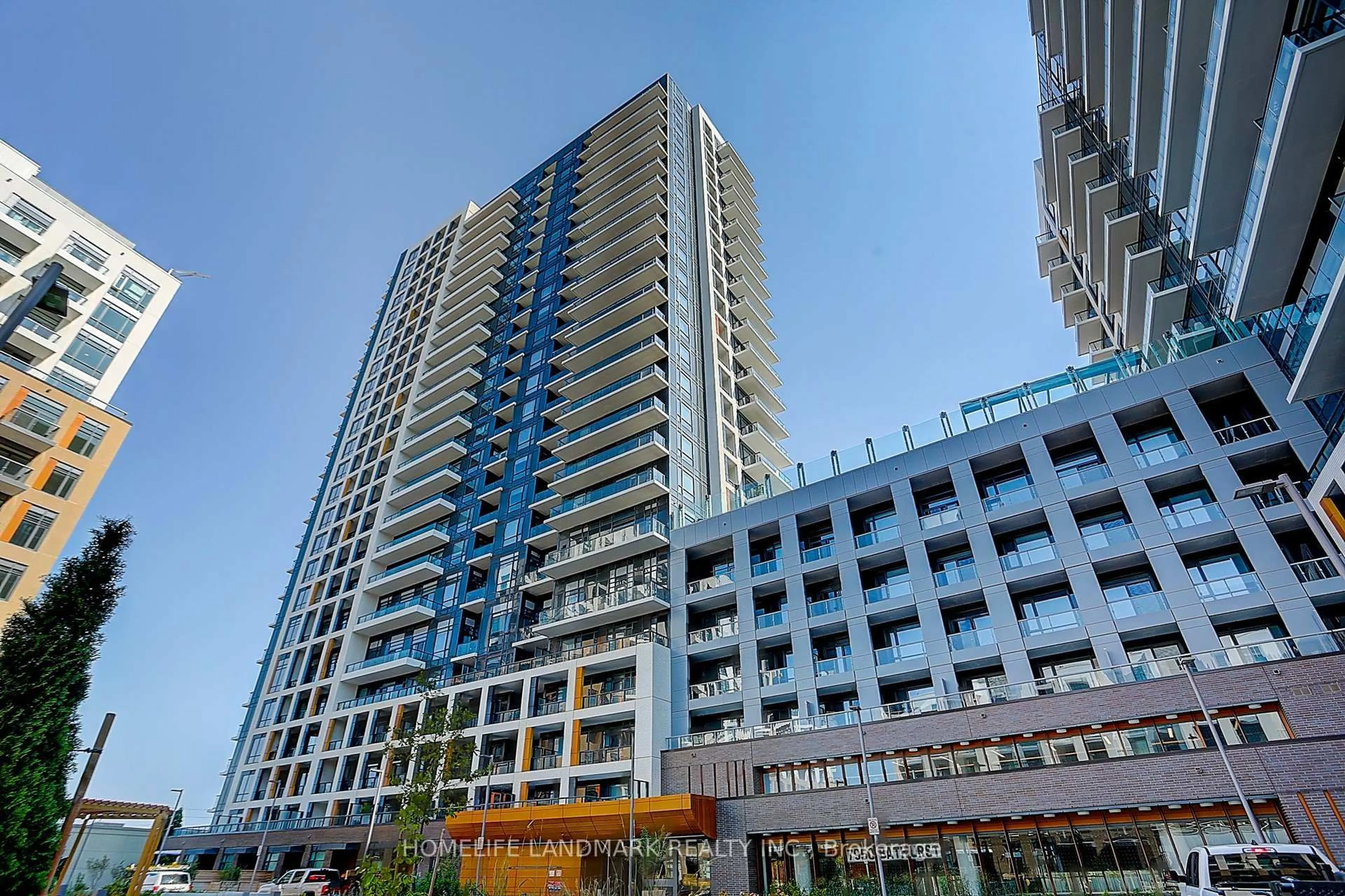 Unknown for 7950 Bathurst St #B-532, Vaughan Ontario L4J 0B8