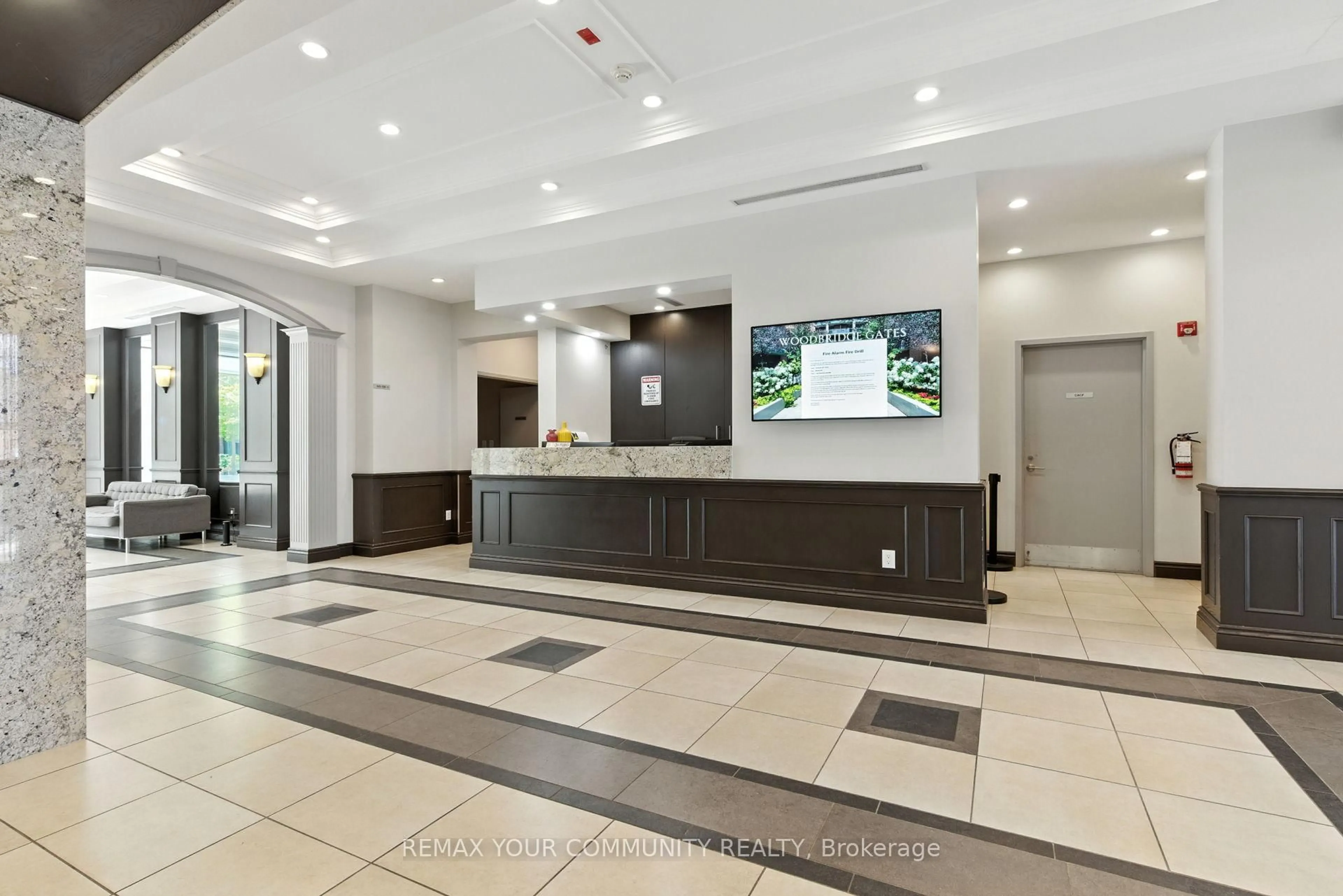 Lobby for 281 Woodbridge Ave #540, Vaughan Ontario L4L 0C6