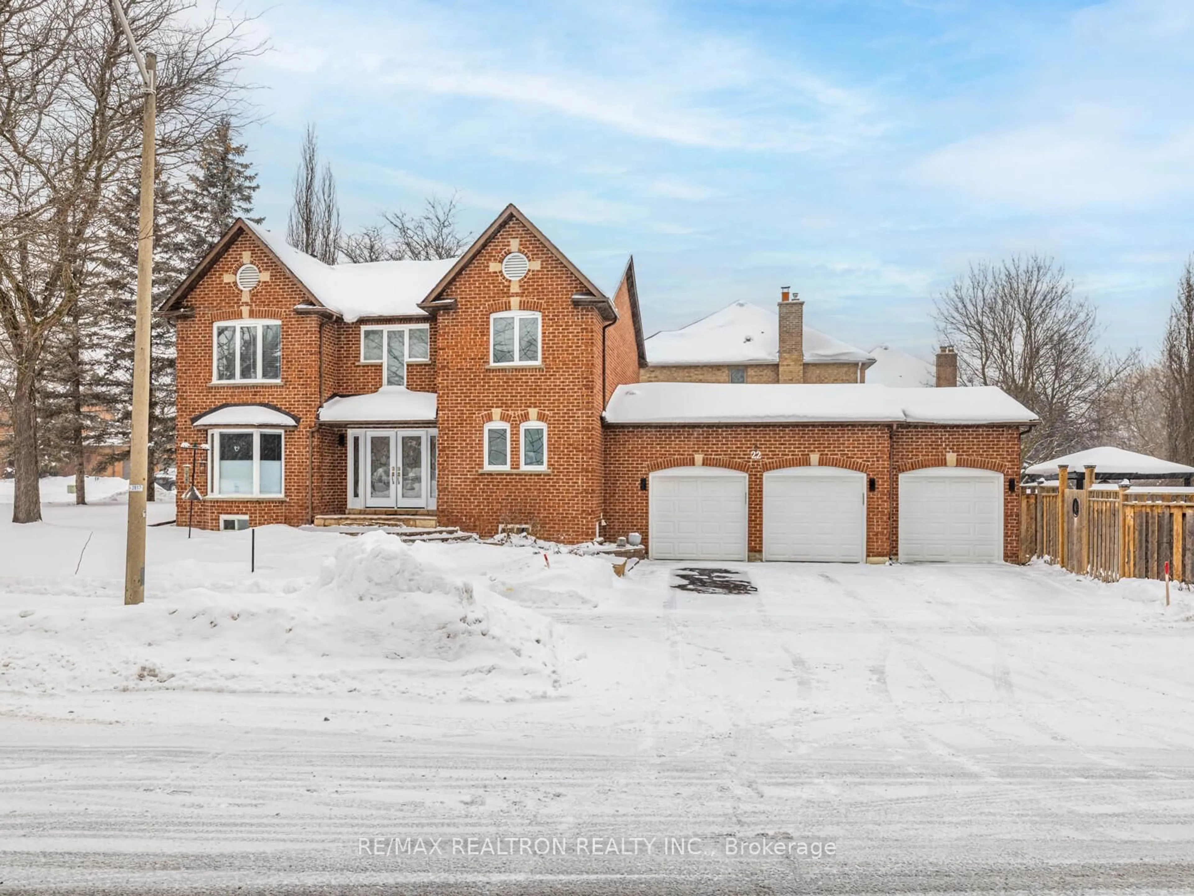 Home with brick exterior material, street for 22 Willis Dr, Aurora Ontario L4G 5N7