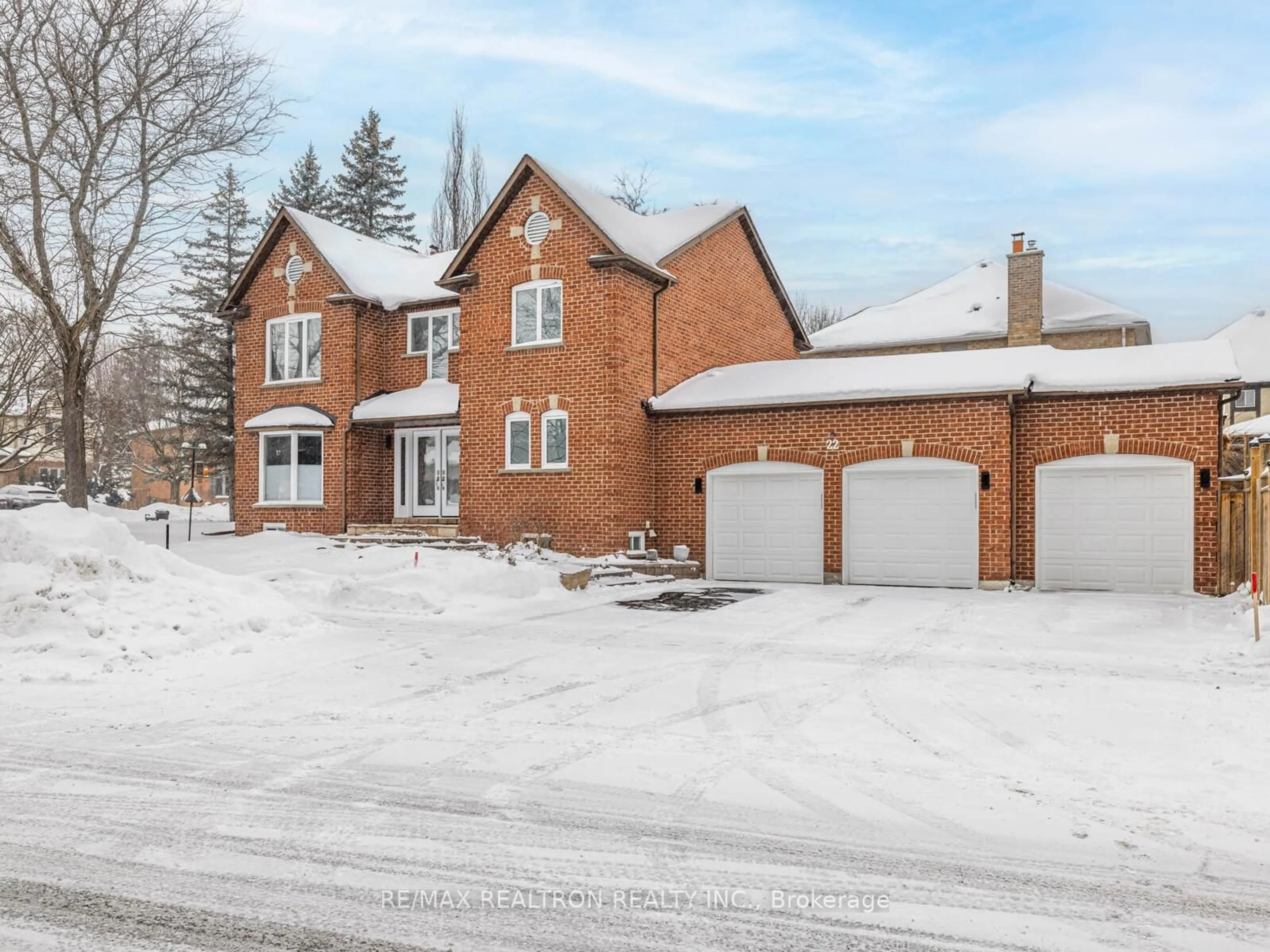 Home with brick exterior material, street for 22 Willis Dr, Aurora Ontario L4G 5N7