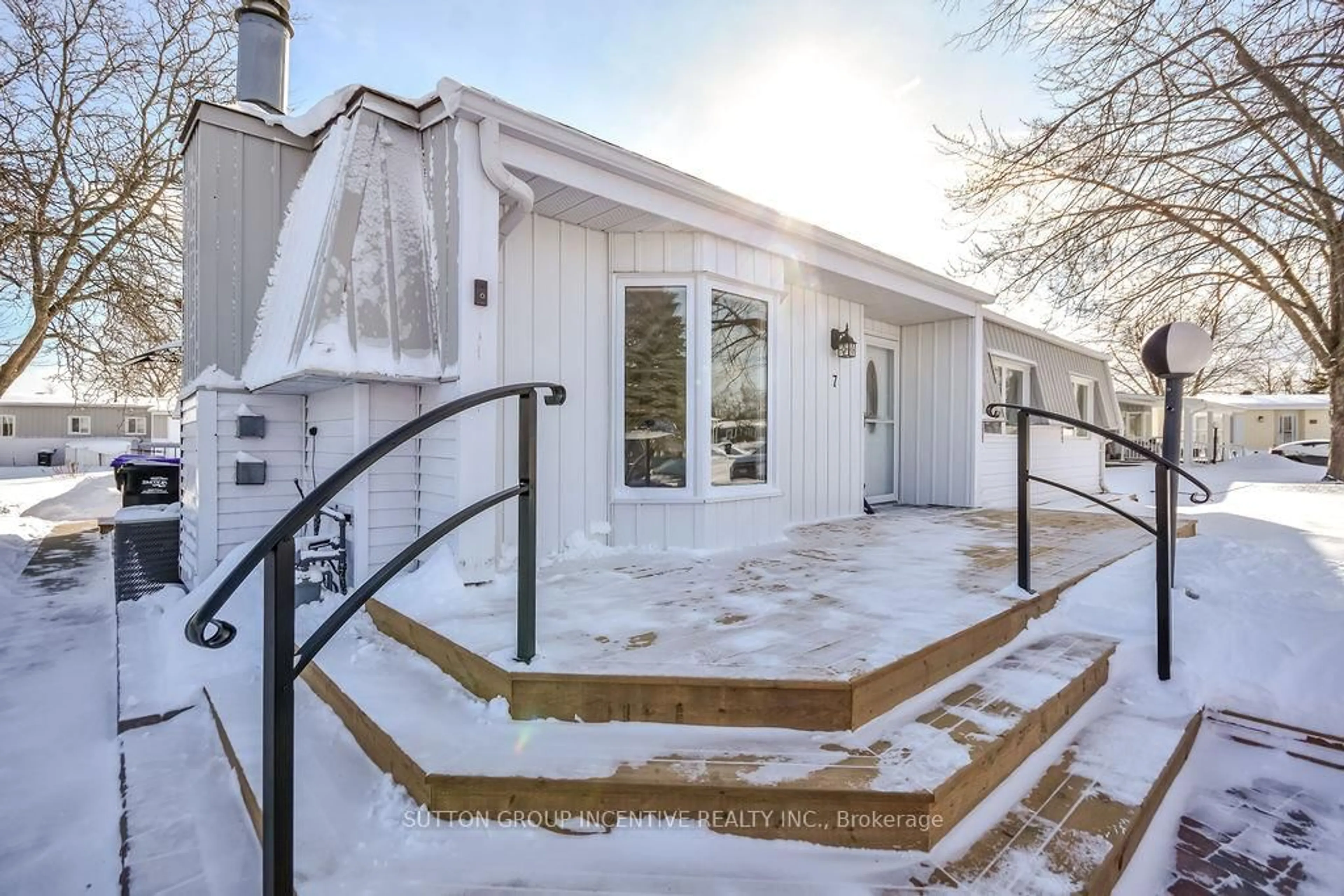 Unknown for 7 Gander Cove, Innisfil Ontario L9S 1R9