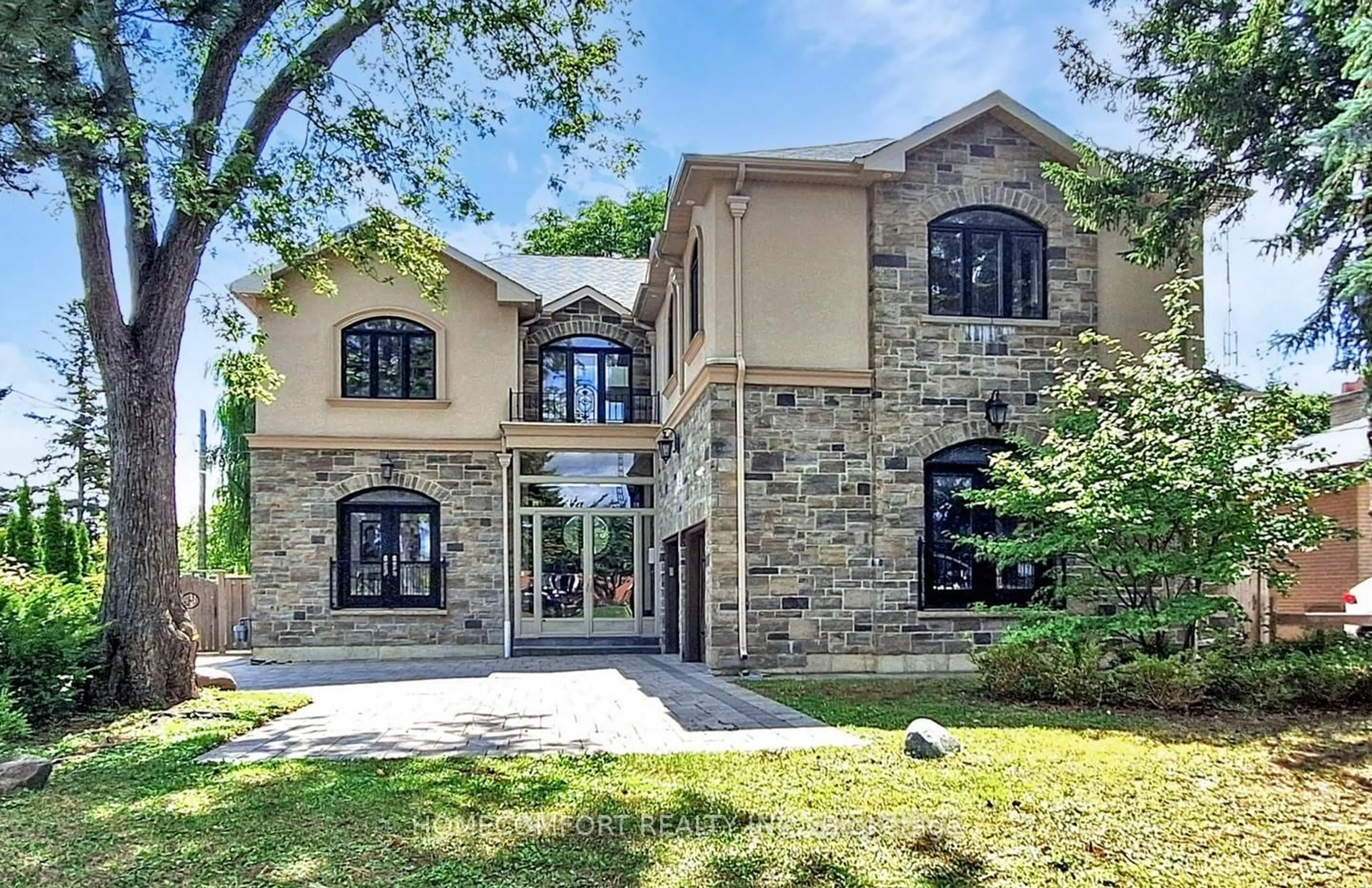 Home with brick exterior material, unknown for 11 Abercorn Rd, Markham Ontario L3P 1V5