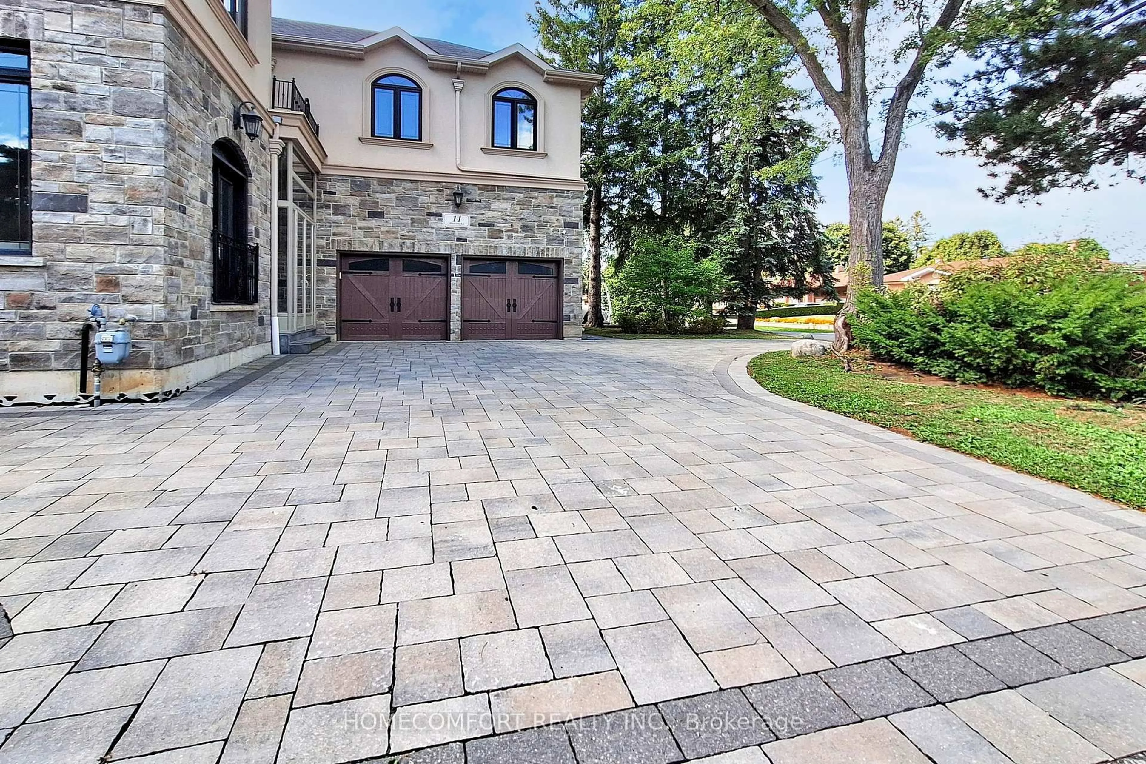 Patio, street for 11 Abercorn Rd, Markham Ontario L3P 1V5