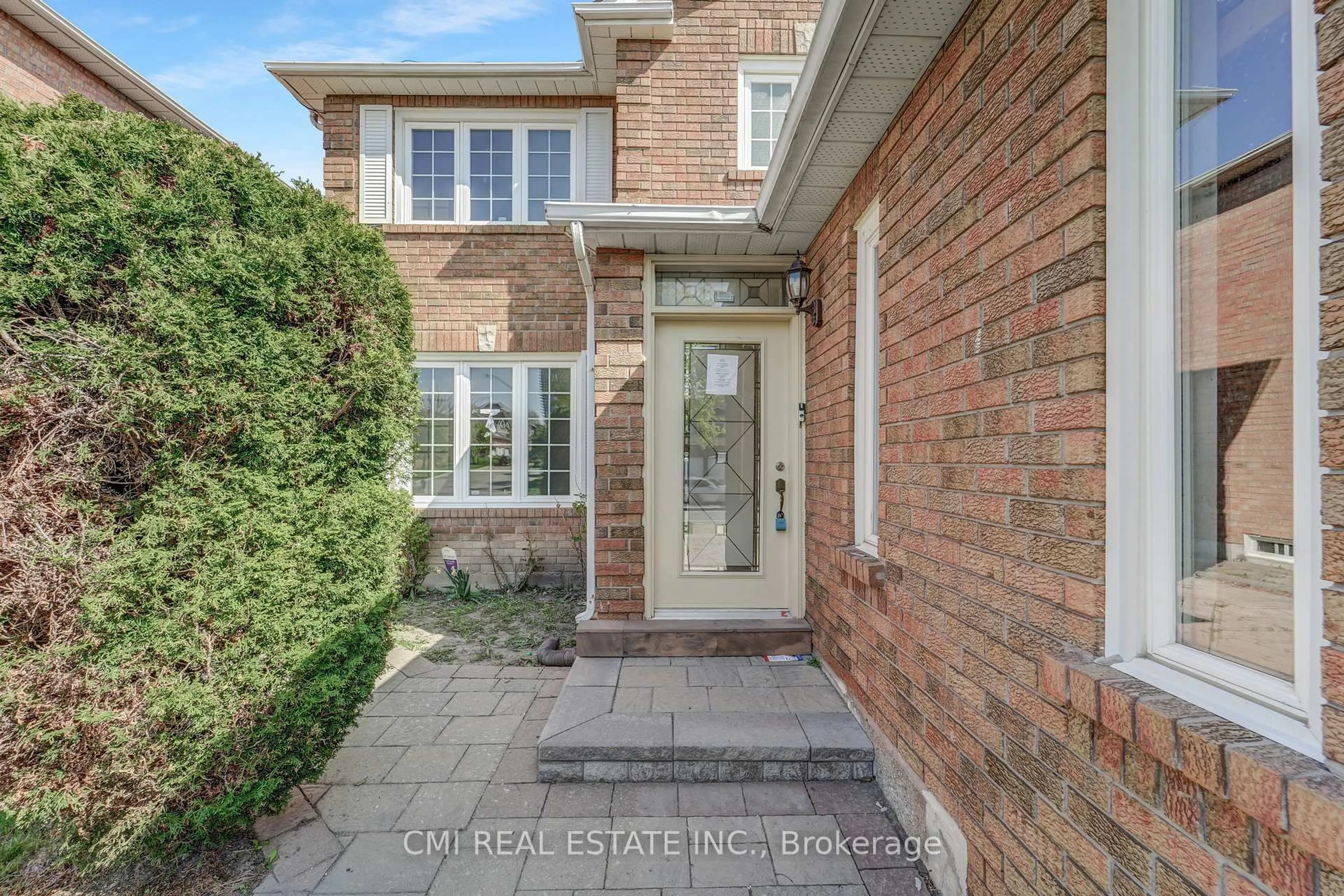 Home with brick exterior material, street for 109 Valleymede Dr, Richmond Hill Ontario L4B 1T6