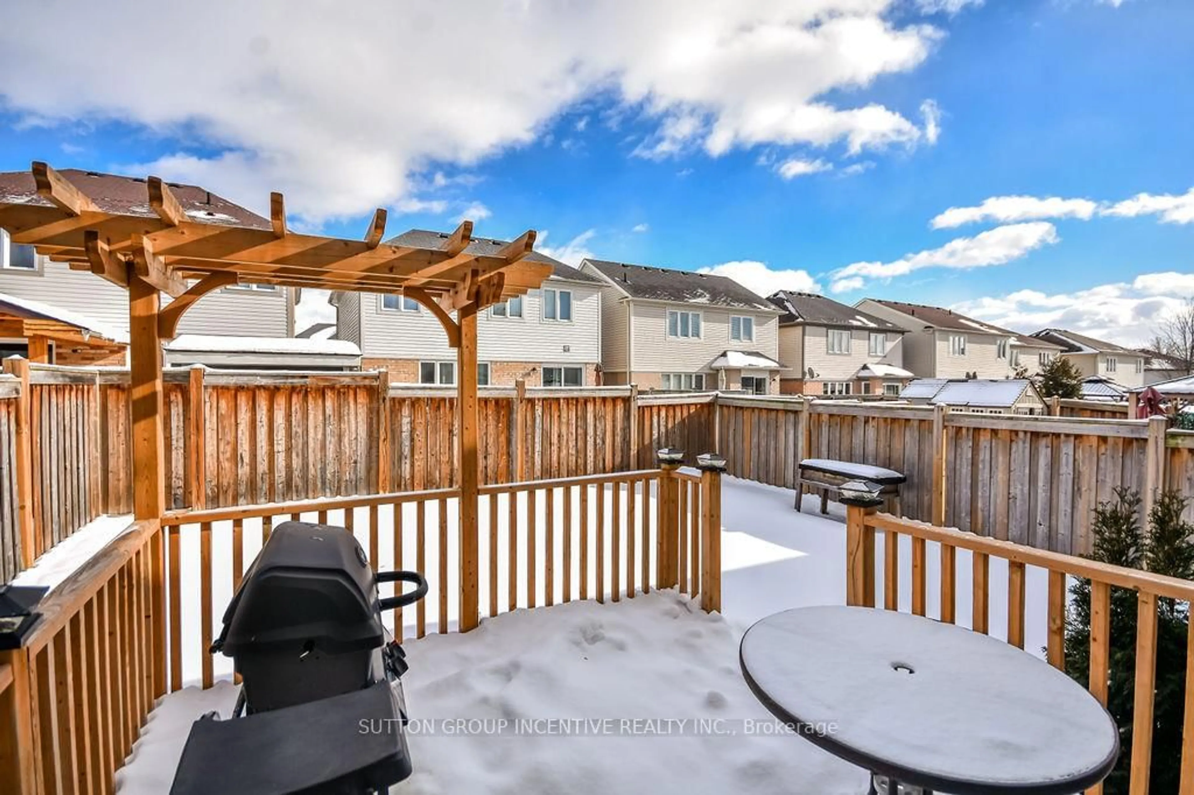 Patio, mountain view for 66 Ferris Lane, New Tecumseth Ontario L9R 0J3