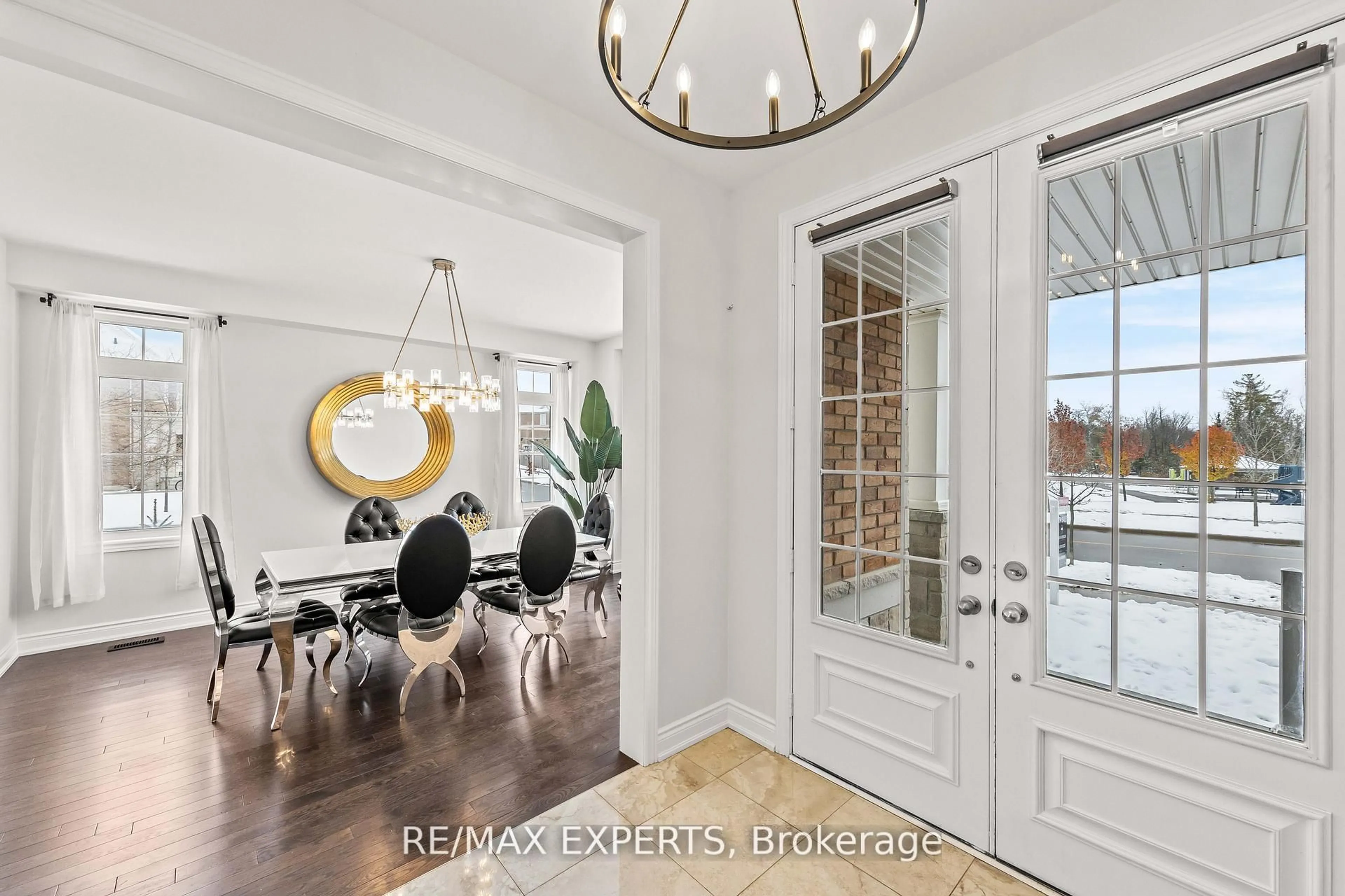 Unknown for 16 Vivian Creek Rd, East Gwillimbury Ontario L0G 1M0