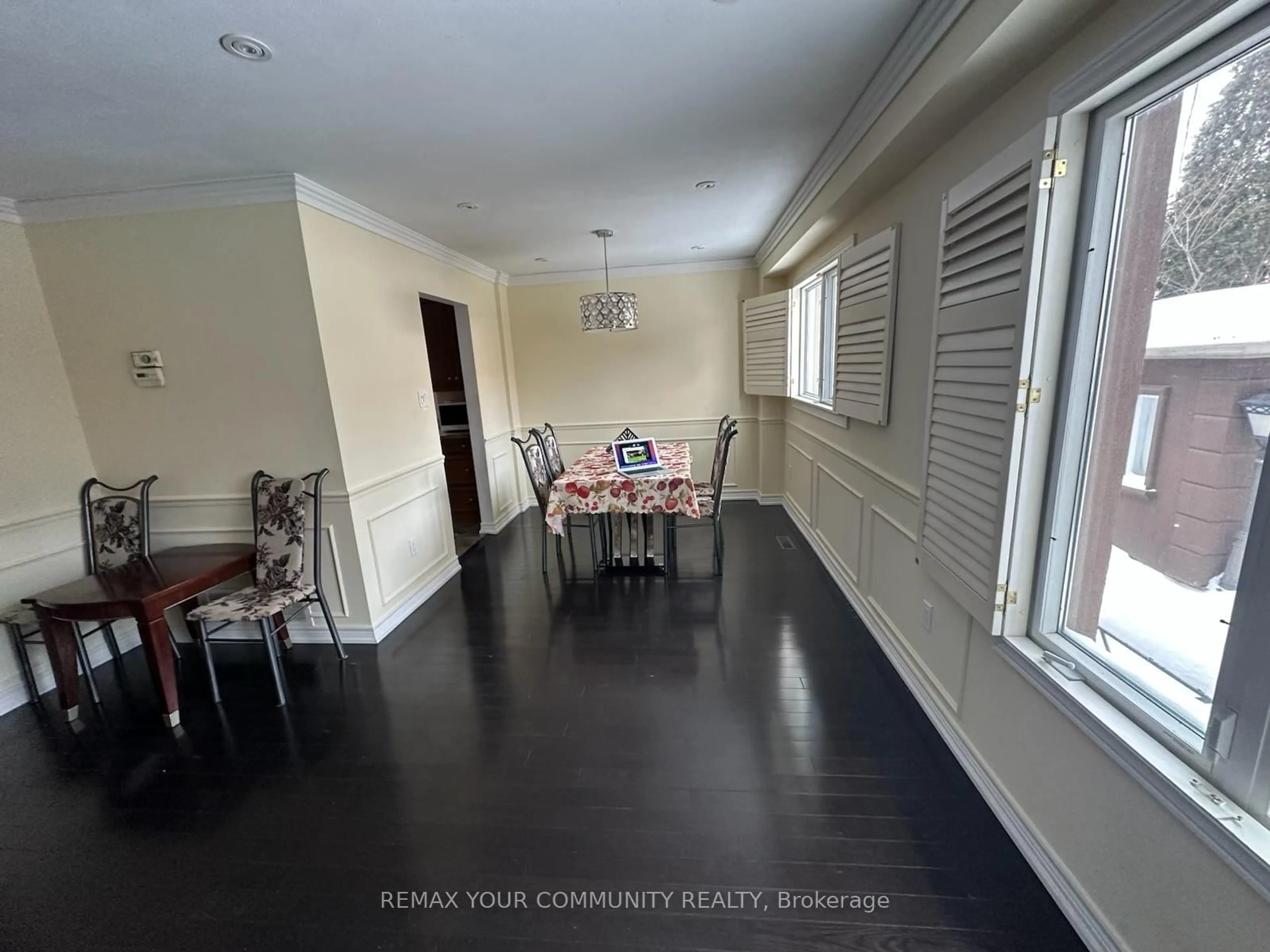 A pic of a room for 27 Pugsley Ave, Richmond Hill Ontario L4C 8V2