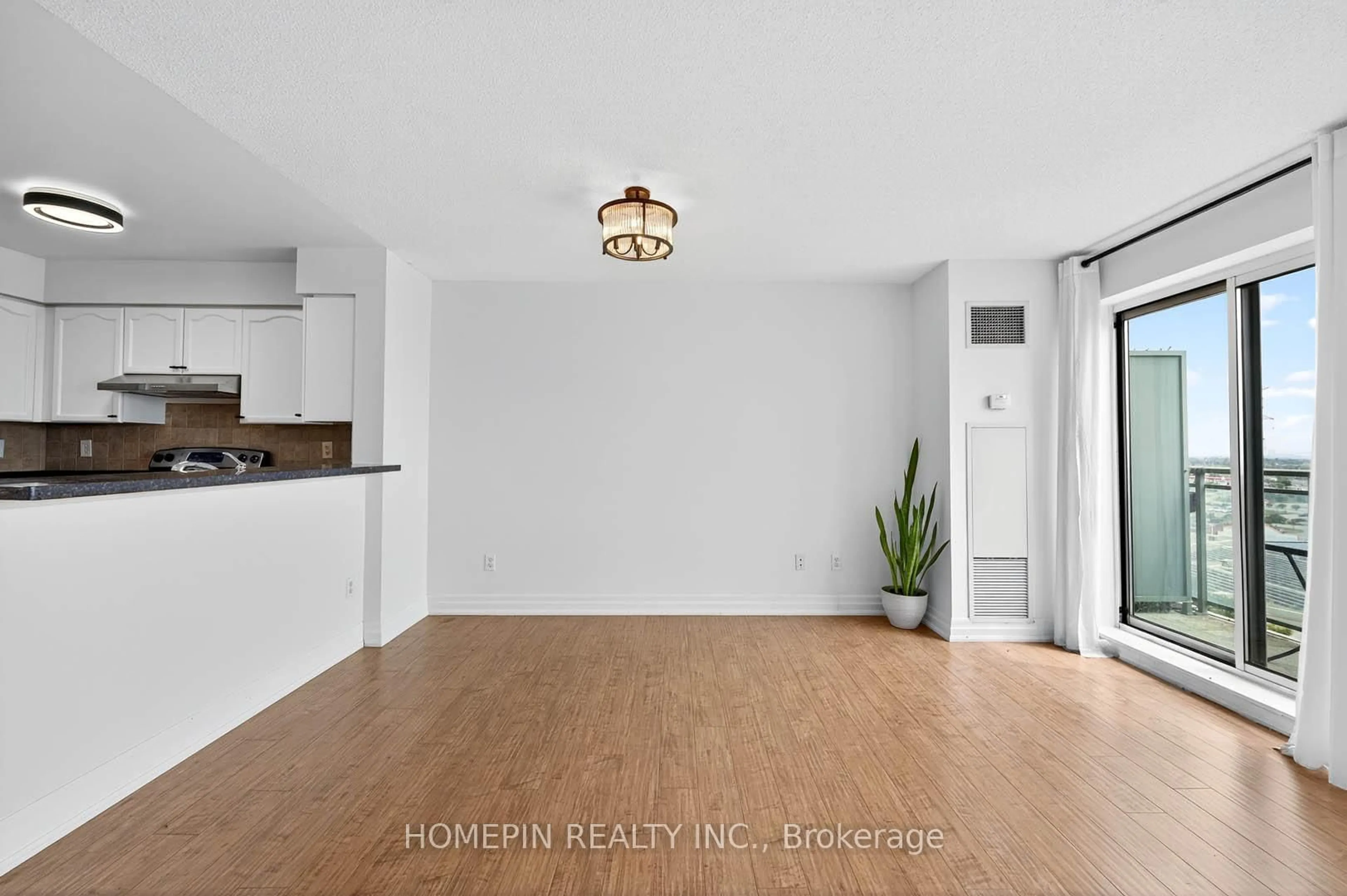 Unknown for 39 Oneida Cres #1103, Richmond Hill Ontario L4B 4T9