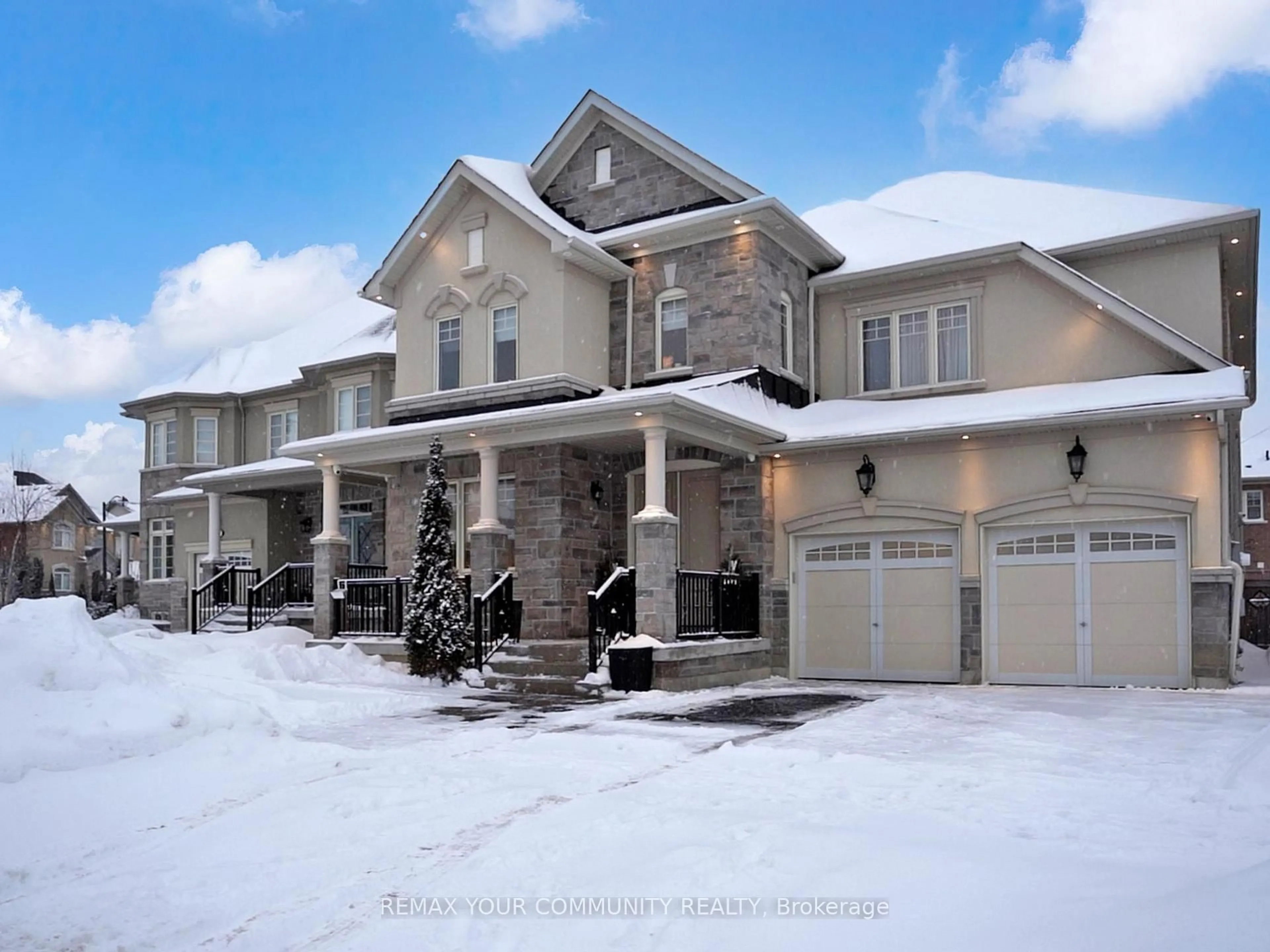 Unknown for 43 Fairmont Ridge Tr, King Ontario L7B 0A6