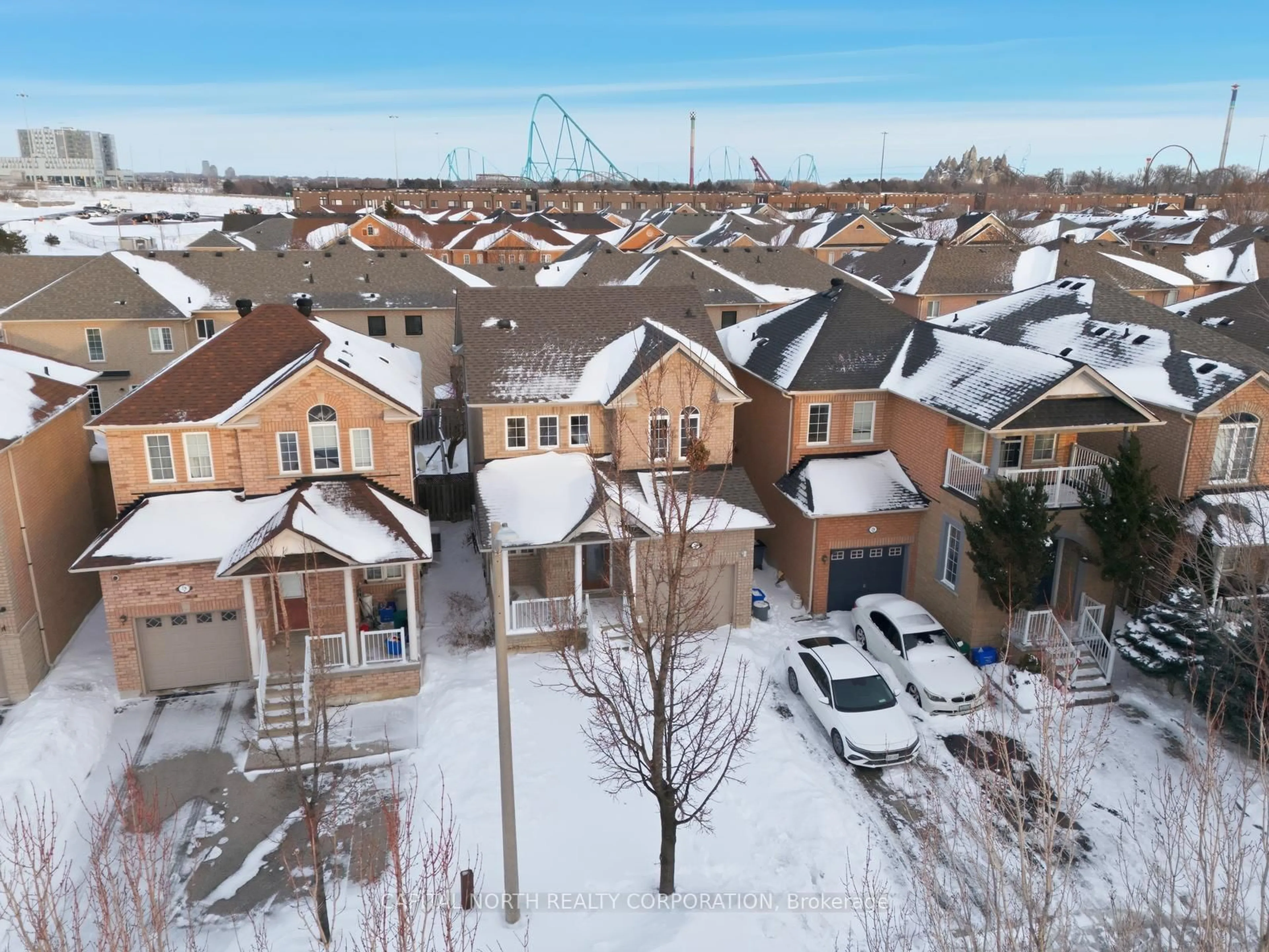 A pic from outside/outdoor area/front of a property/back of a property/a pic from drone, unknown for 74 Bullrush Dr, Vaughan Ontario L4H 2V8
