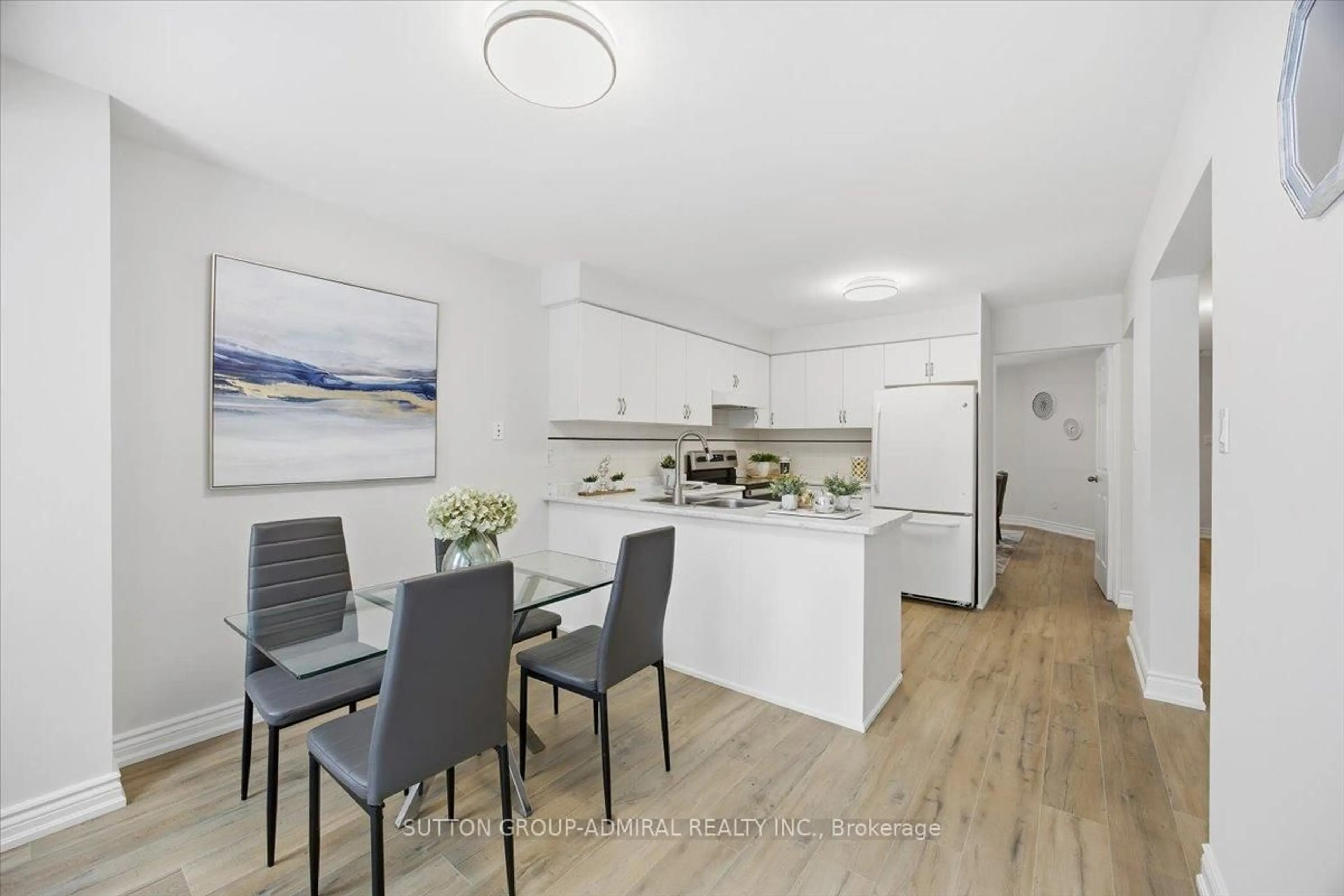 Unknown for 137 Chelwood Dr, Vaughan Ontario L4J 7C6