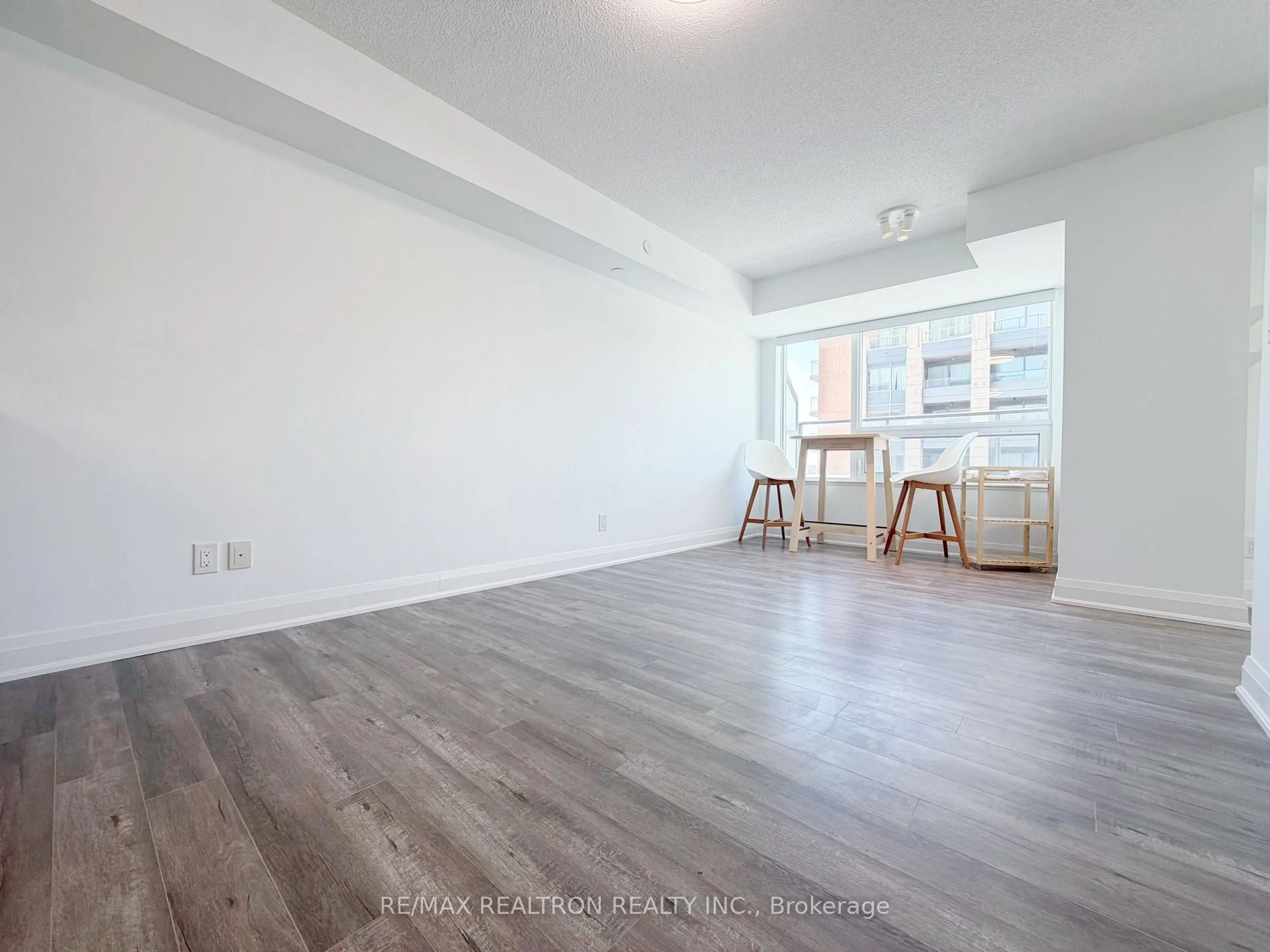 A pic of a room for 1 Uptown Dr #509, Markham Ontario L3R 5C1