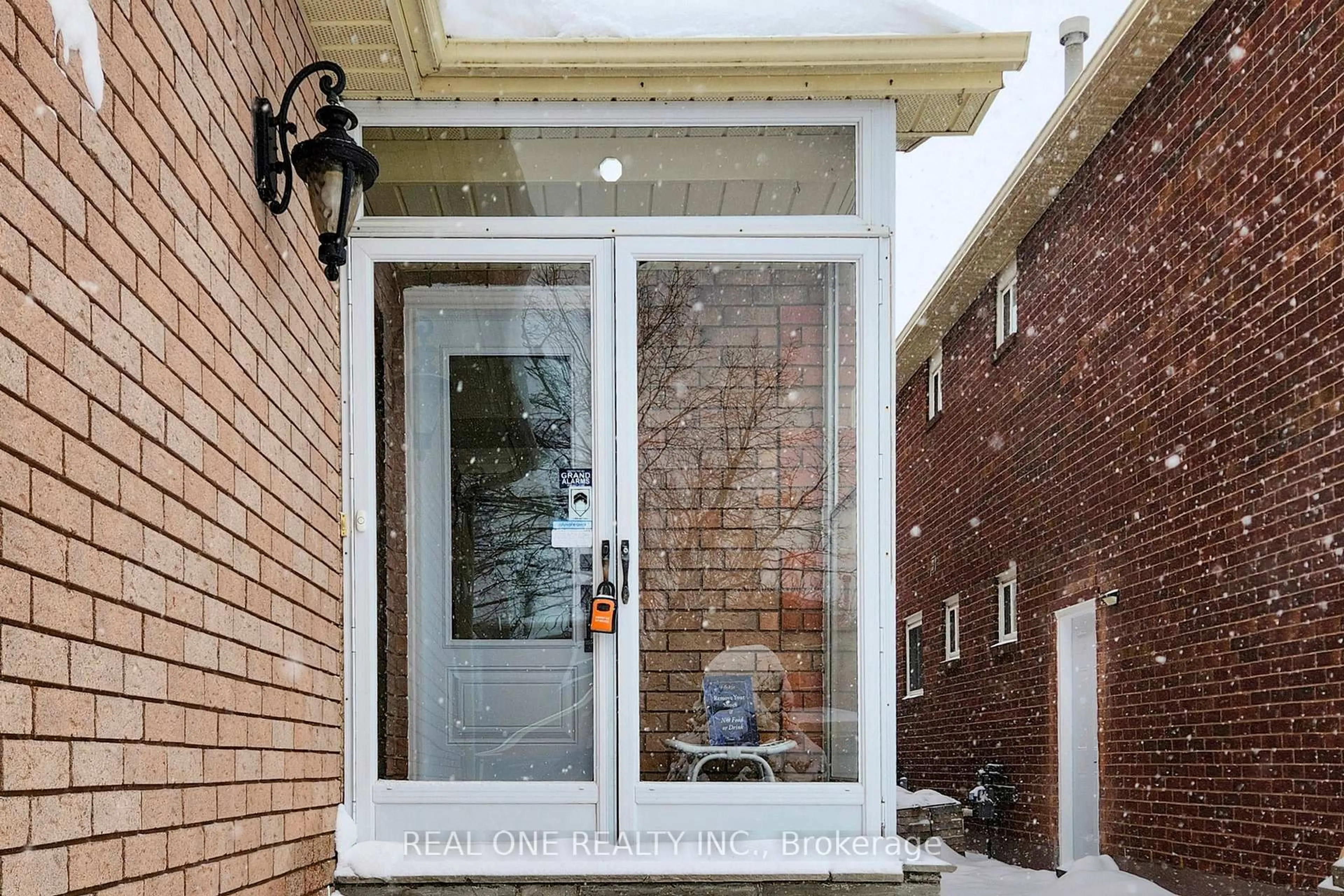 Unknown for 10 Squire Dr, Richmond Hill Ontario L4S 1C4