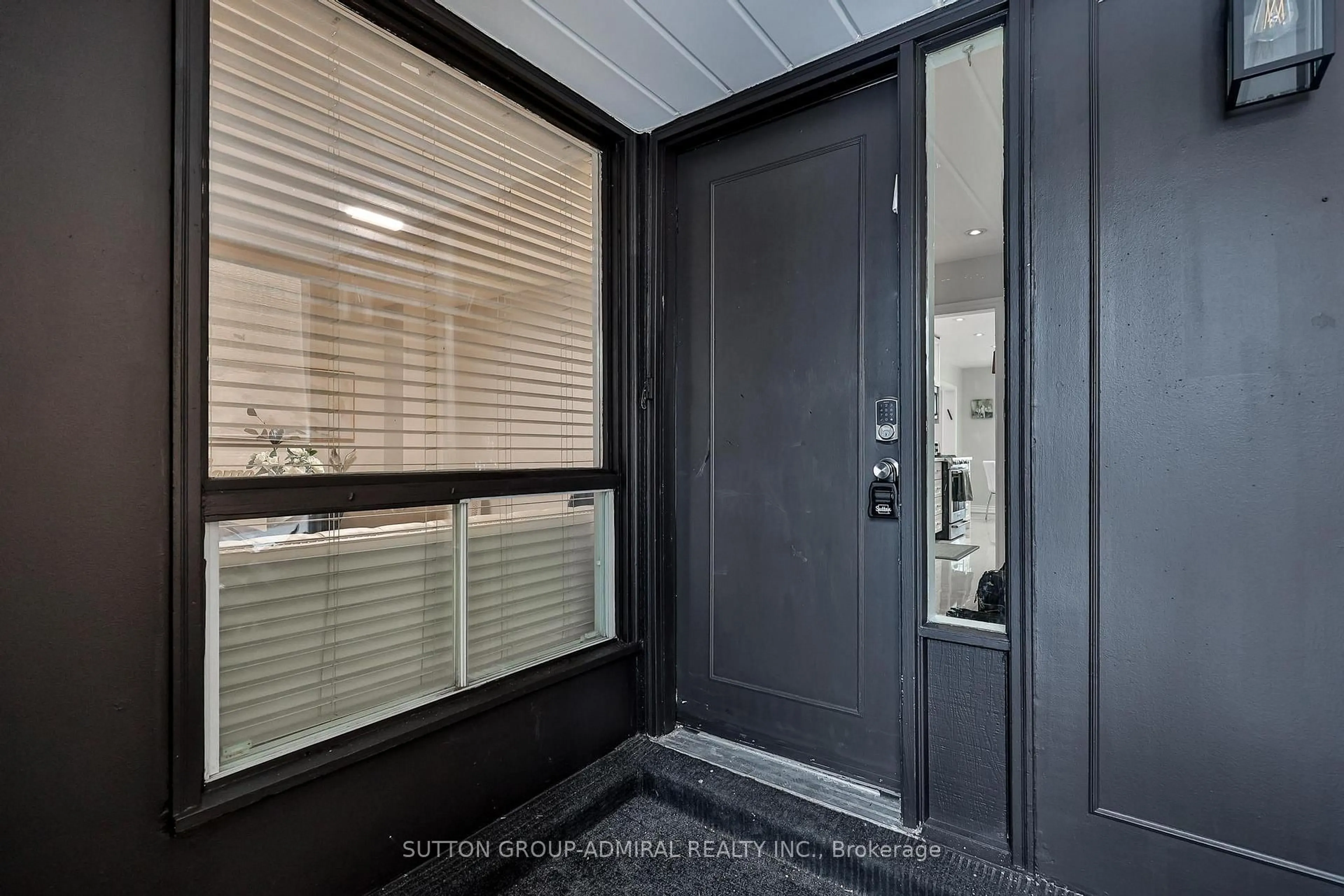 Unknown for 65 Patrice Cres, Vaughan Ontario L4J 4Z1