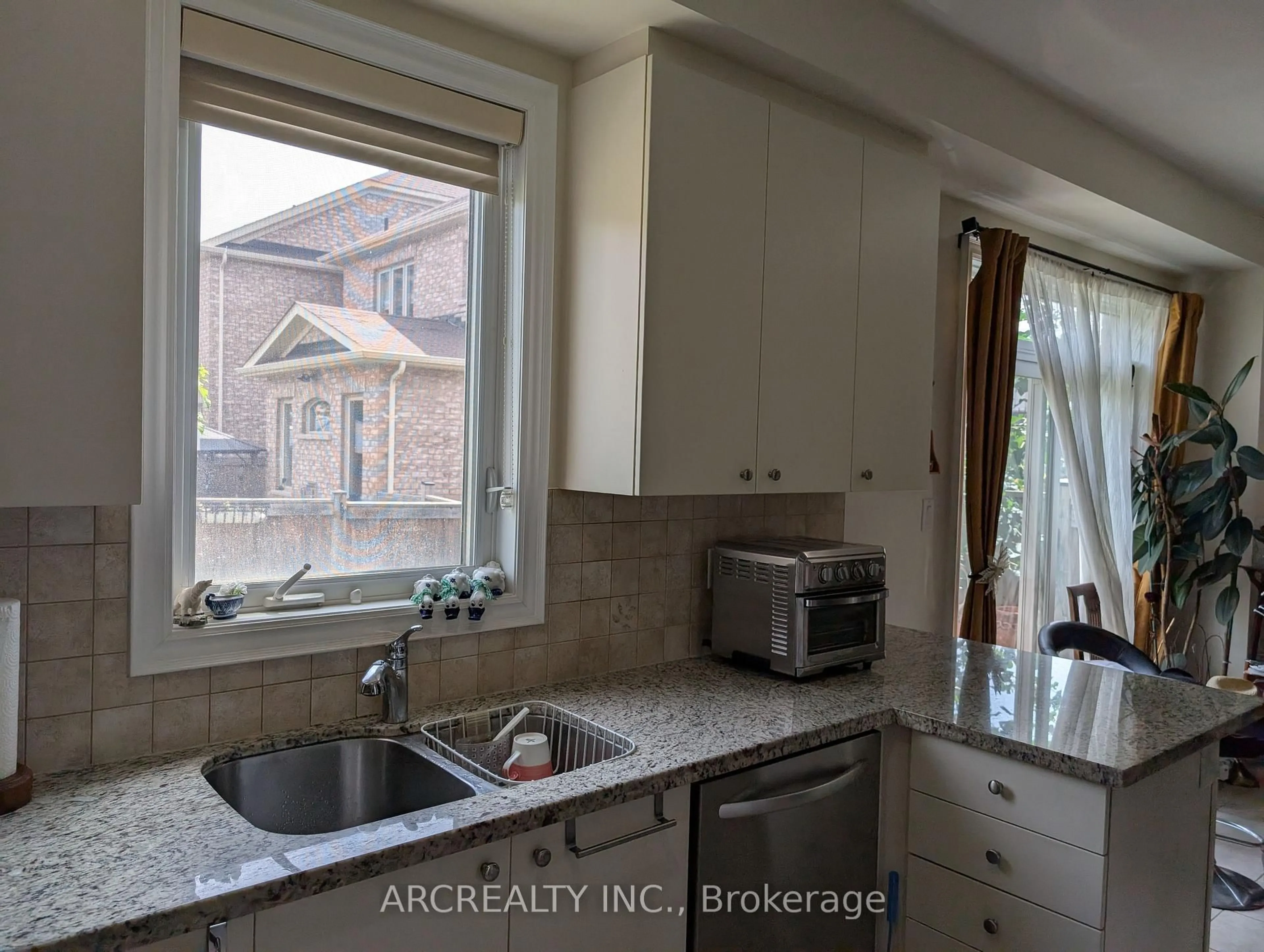 Unknown for 46 Betony Dr, Richmond Hill Ontario L4E 0V6