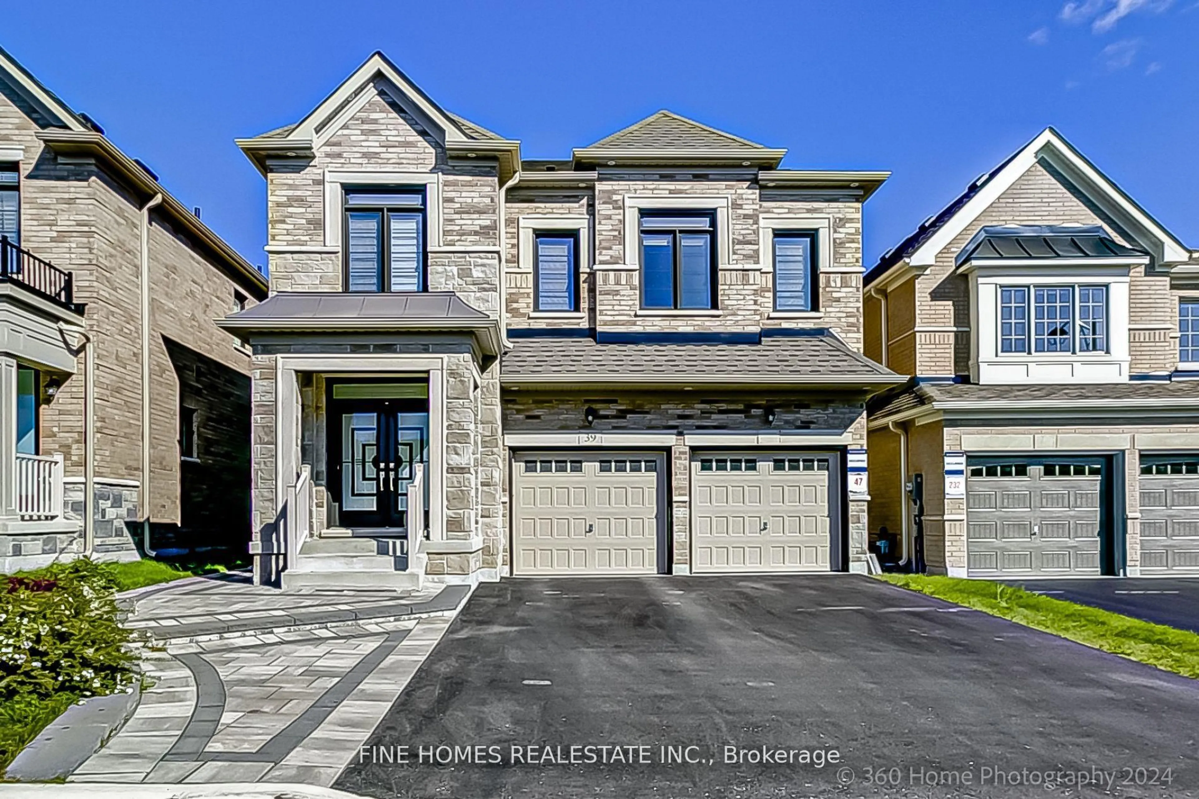 Home with brick exterior material, street for 39 Tesla Cres, East Gwillimbury Ontario L9N 0T3