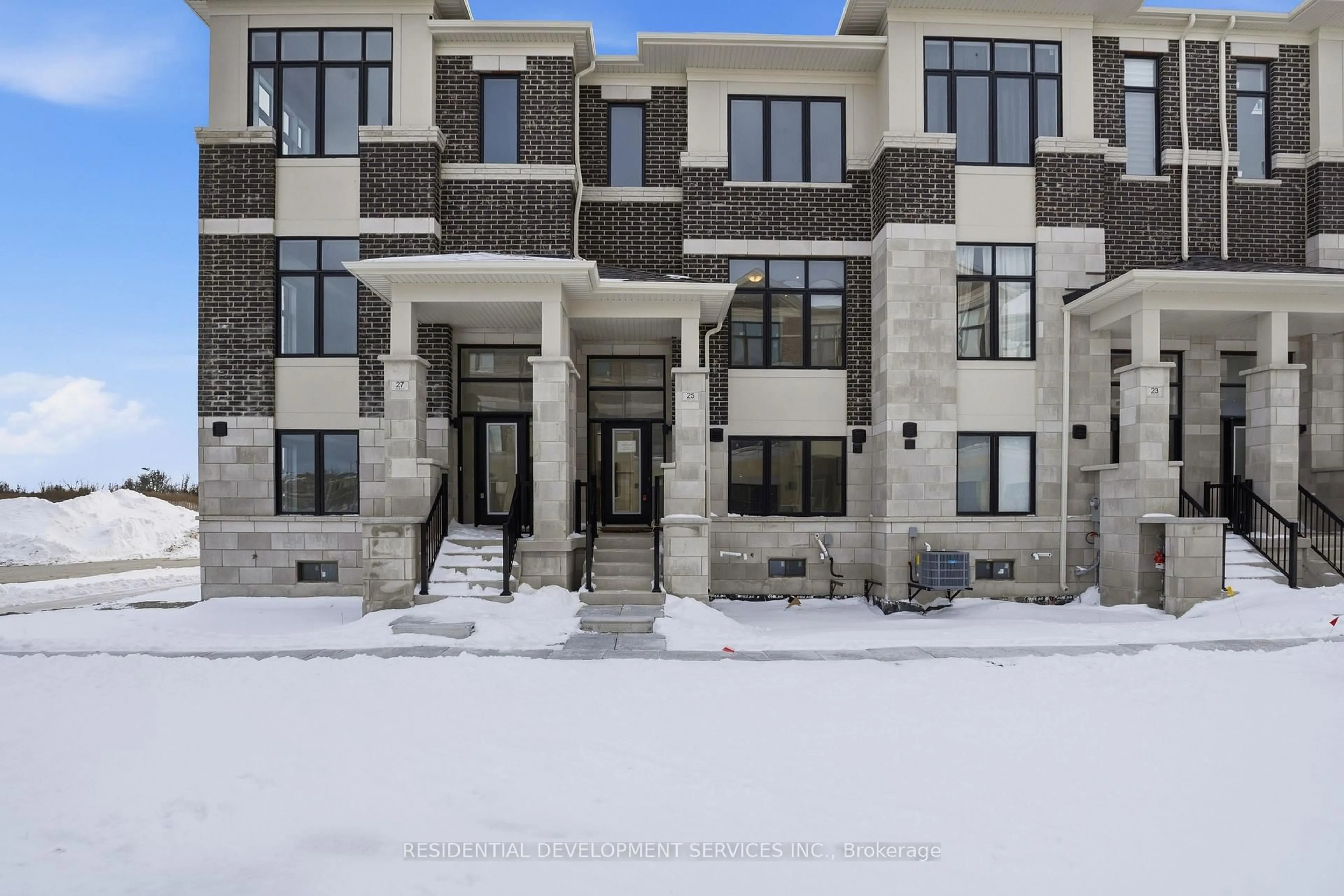 Unknown for 25 Norman Fleming Lane, Richmond Hill Ontario L4S 1N4