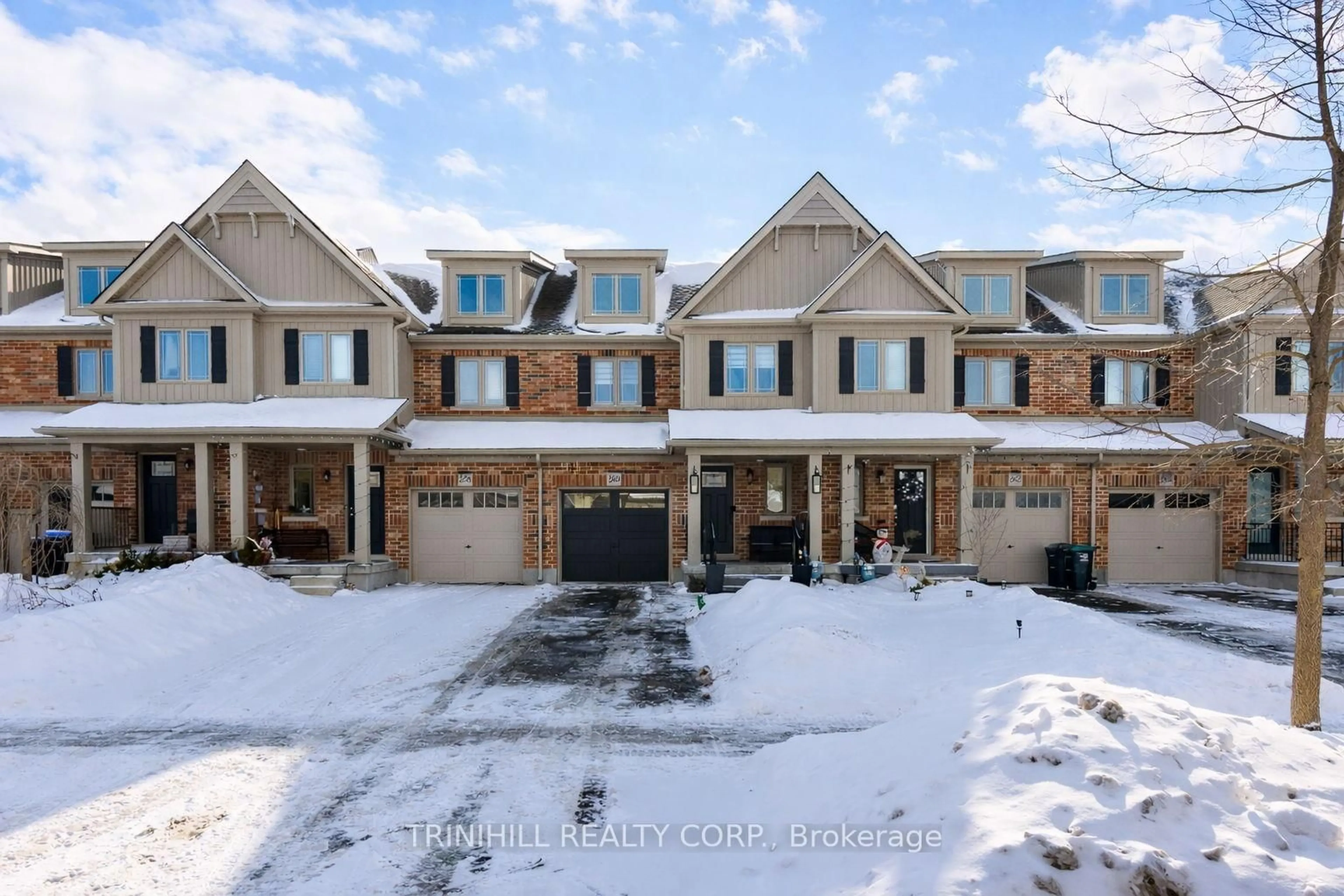 A pic from outside/outdoor area/front of a property/back of a property/a pic from drone, street for 260 Hutchinson Dr, New Tecumseth Ontario L9R 0H1