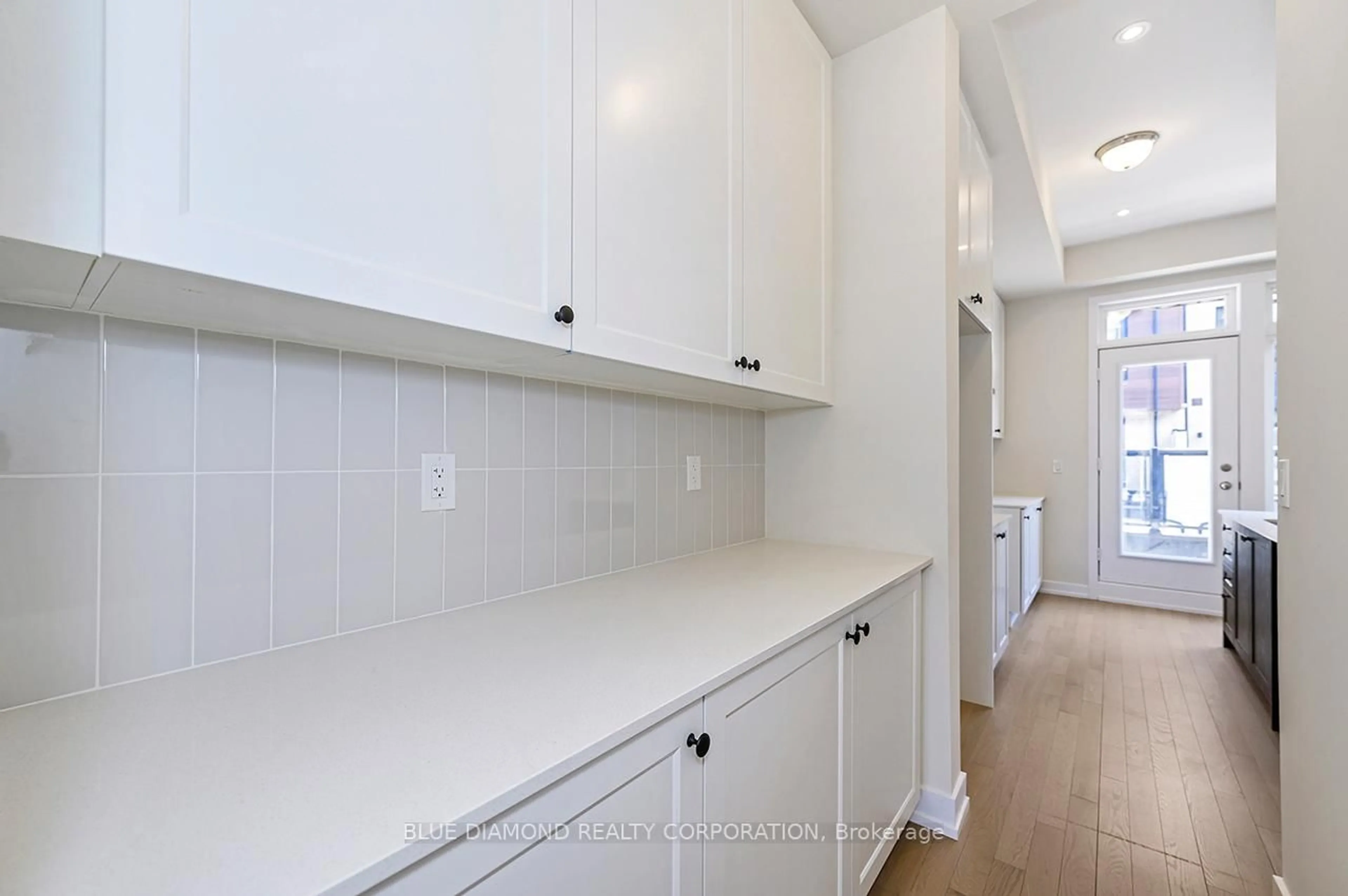 Unknown for 141 Credit Lane, Richmond Hill Ontario L4E 1G9