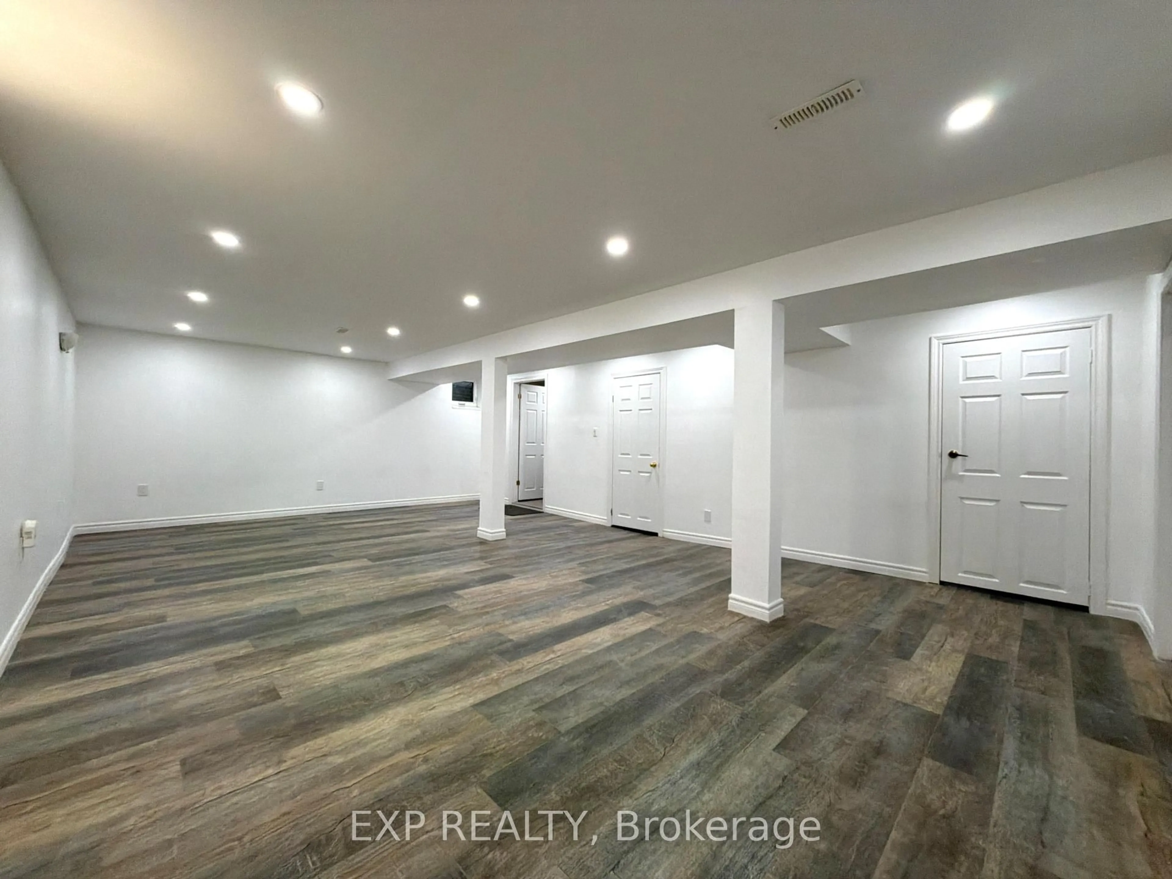 A pic of a room for 2 Gladiator Rd, Markham Ontario L3P 1J2