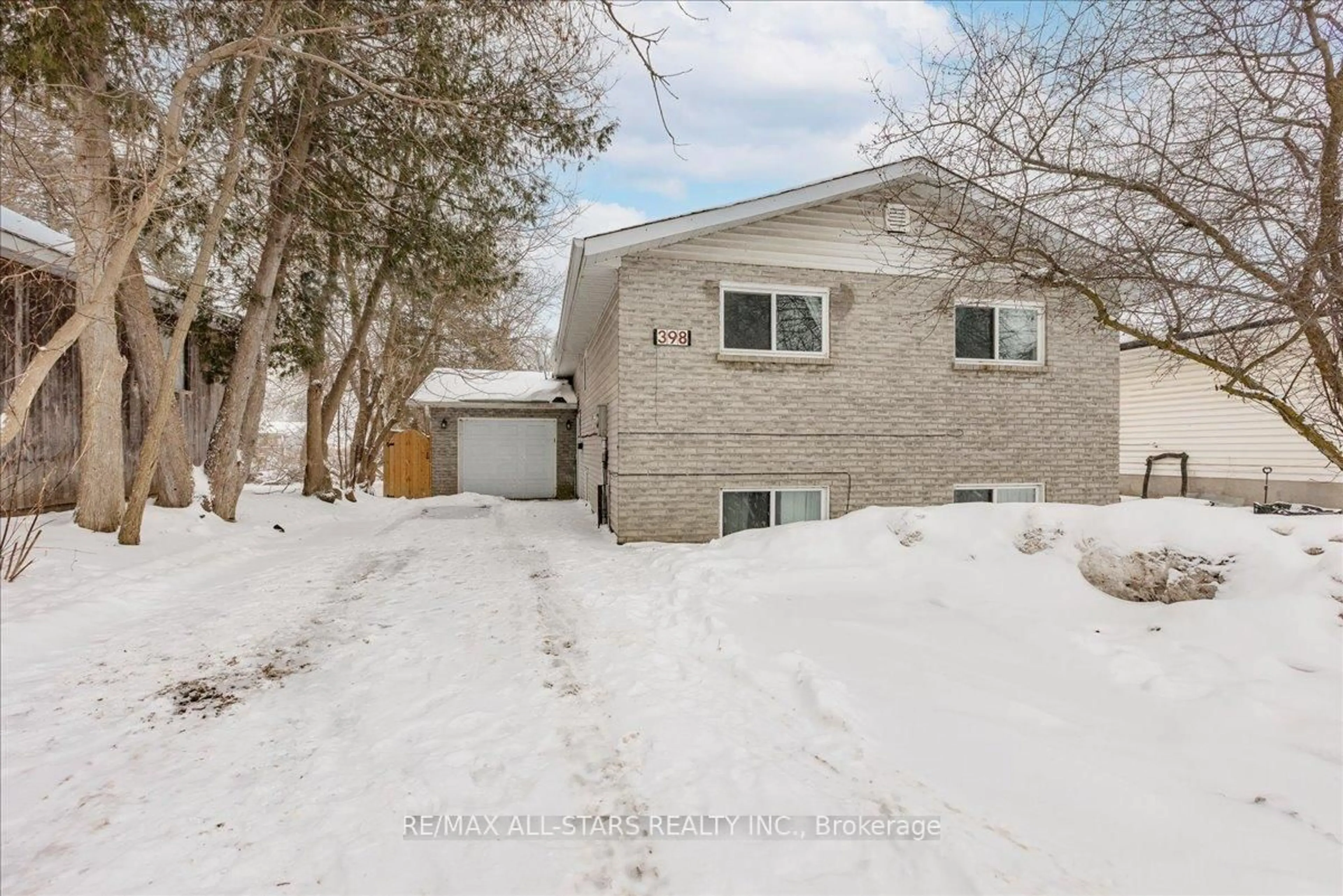 Unknown for 398 The Queensway Ave, Georgina Ontario L4P 2C5