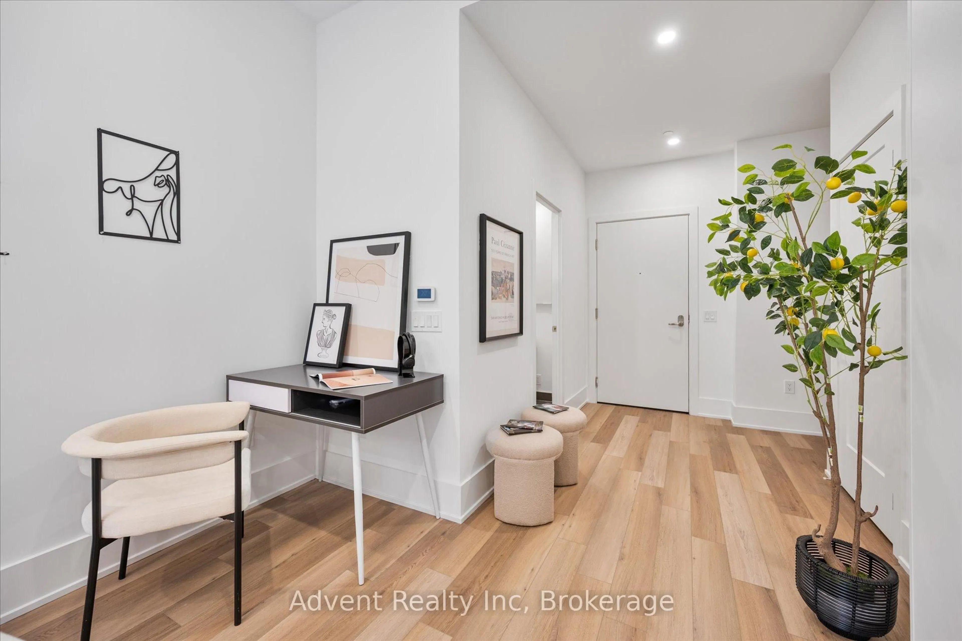 Indoor entryway for 9 Clegg Rd #115W, Markham Ontario L6G 0H3