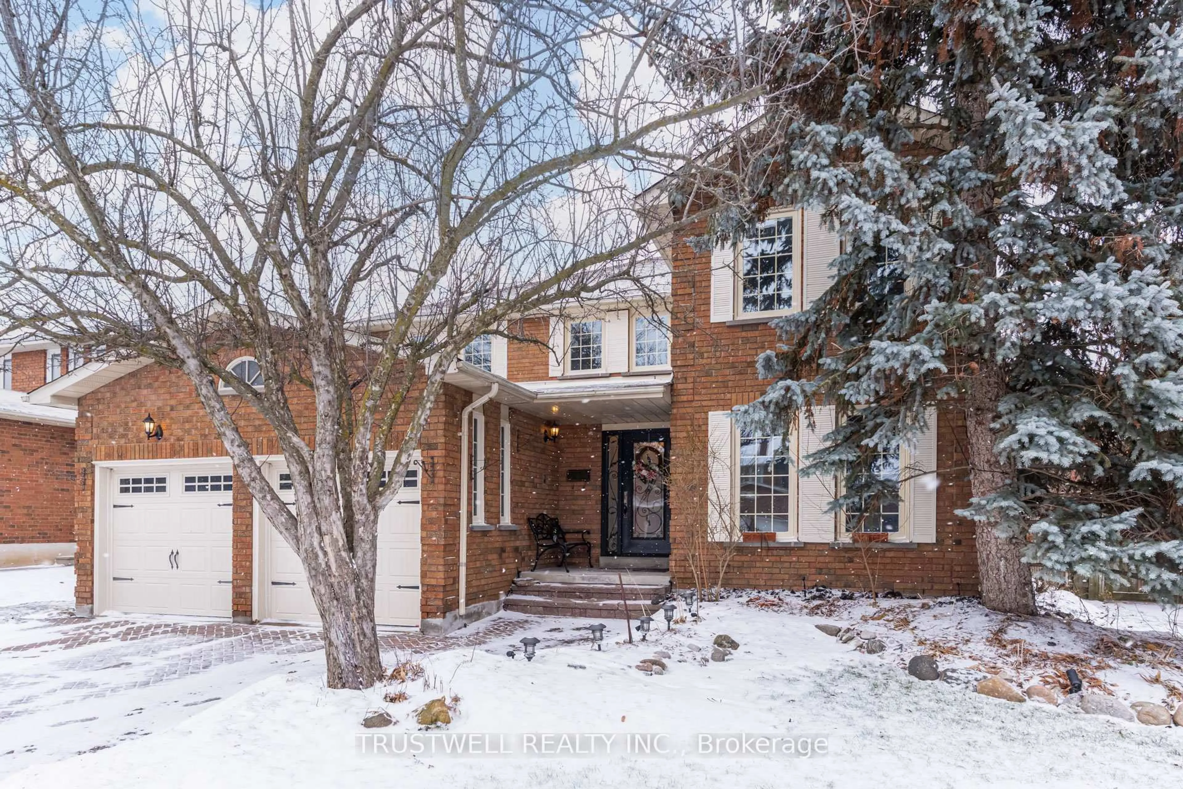 Home with brick exterior material, street for 82 Long Island Cres, Markham Ontario L3P 7L8