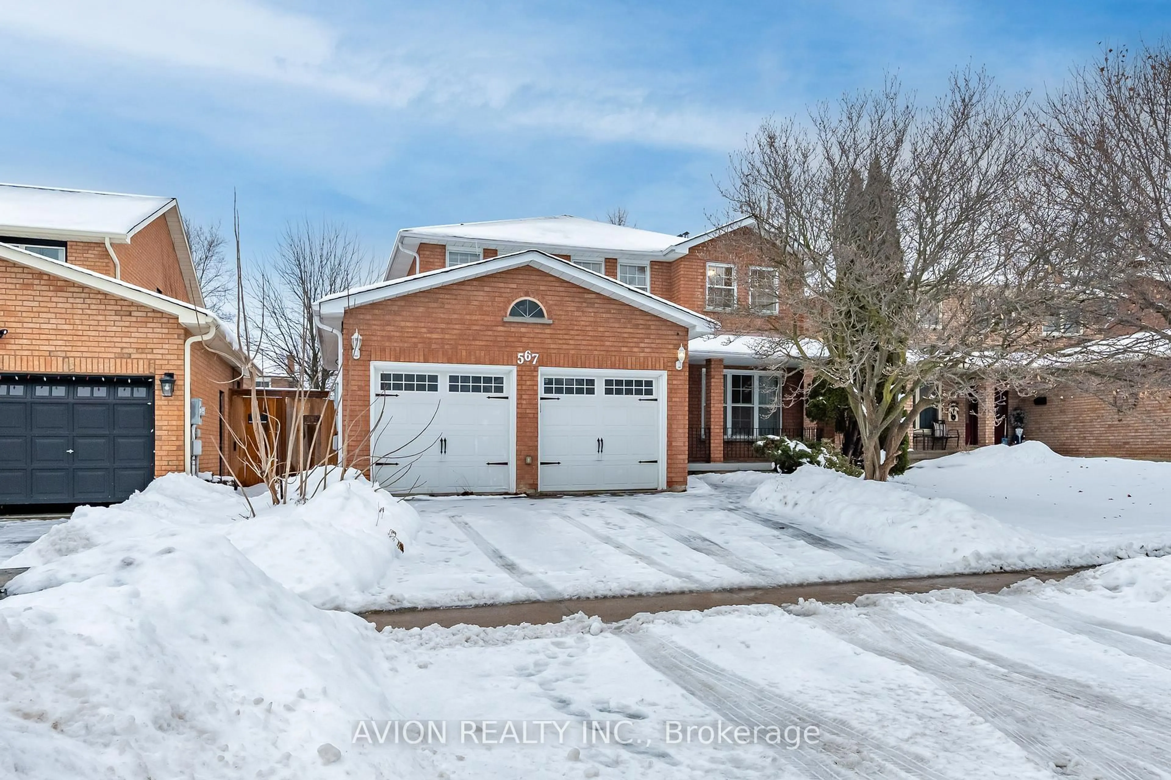 Home with brick exterior material, street for 567 Millard St, Whitchurch-Stouffville Ontario L4A 7Z3