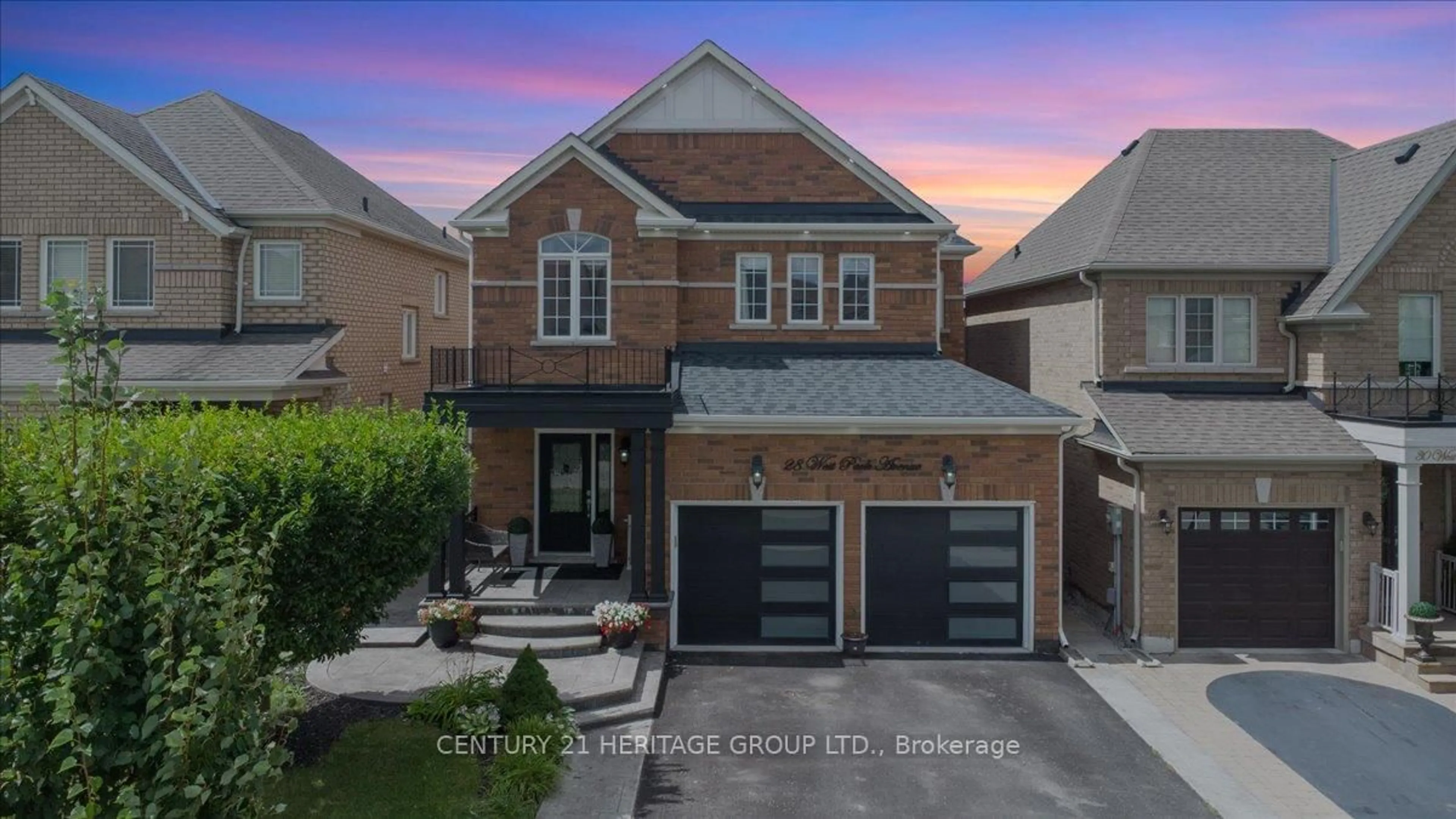 Home with brick exterior material, street for 28 West Park Ave, Bradford West Gwillimbury Ontario L3Z 0A8