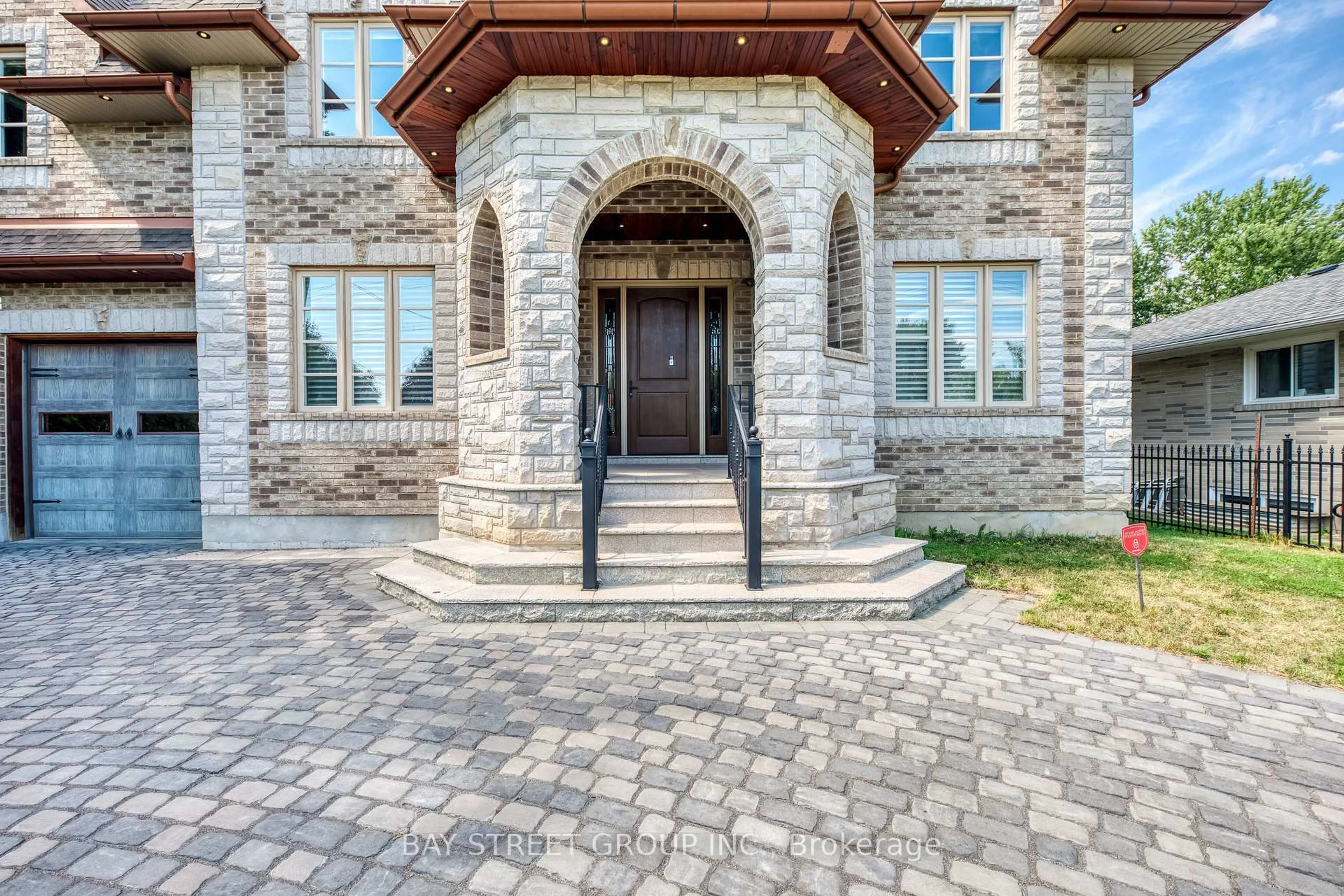 Home with brick exterior material, unknown for 132 Crestwood Rd, Vaughan Ontario L4J 1A6