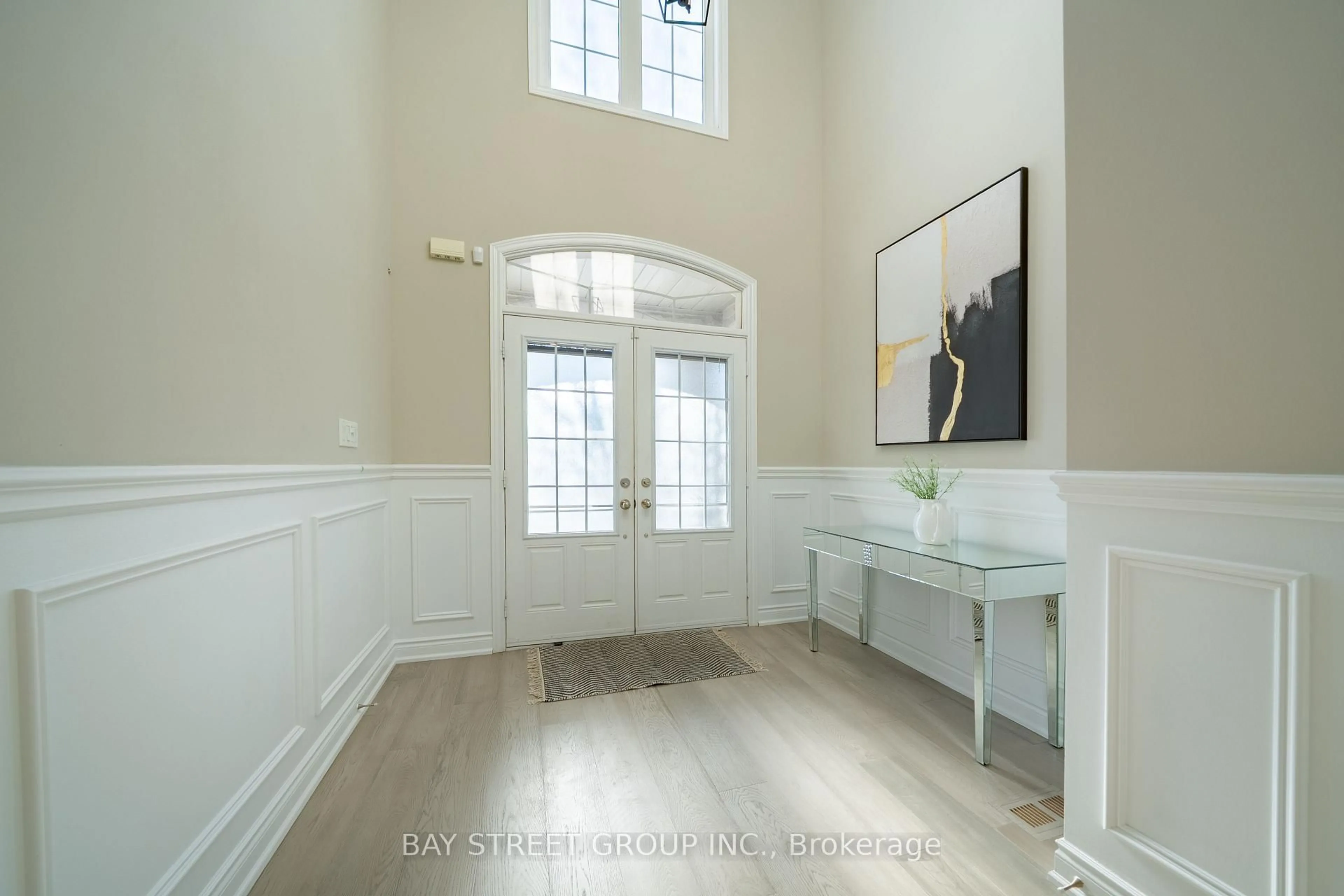 Indoor entryway for 995 Nellie Little Cres, Newmarket Ontario L3X 3E6