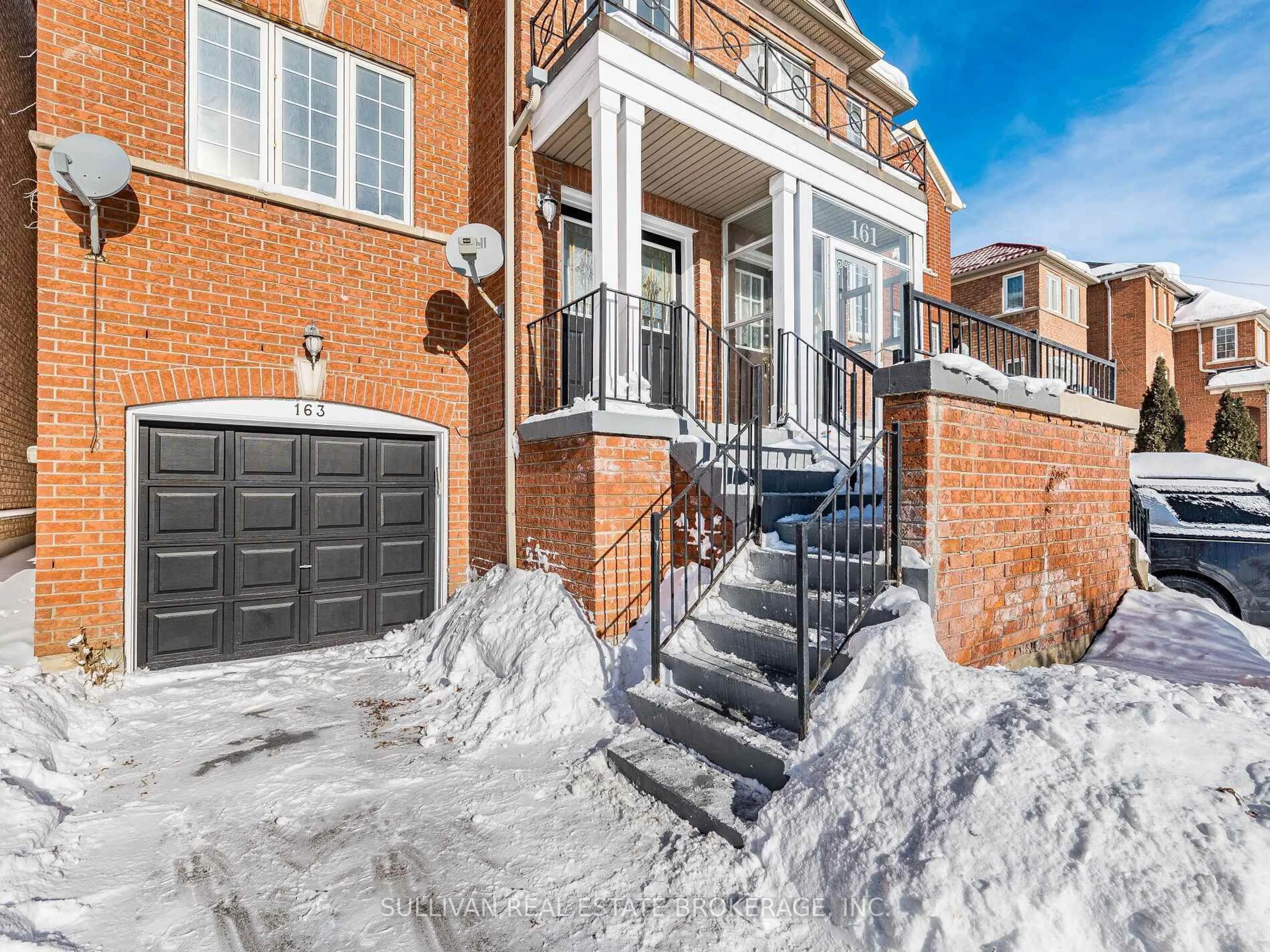 Home with brick exterior material, street for 163 Sassafras Circ, Vaughan Ontario L4J 8M6