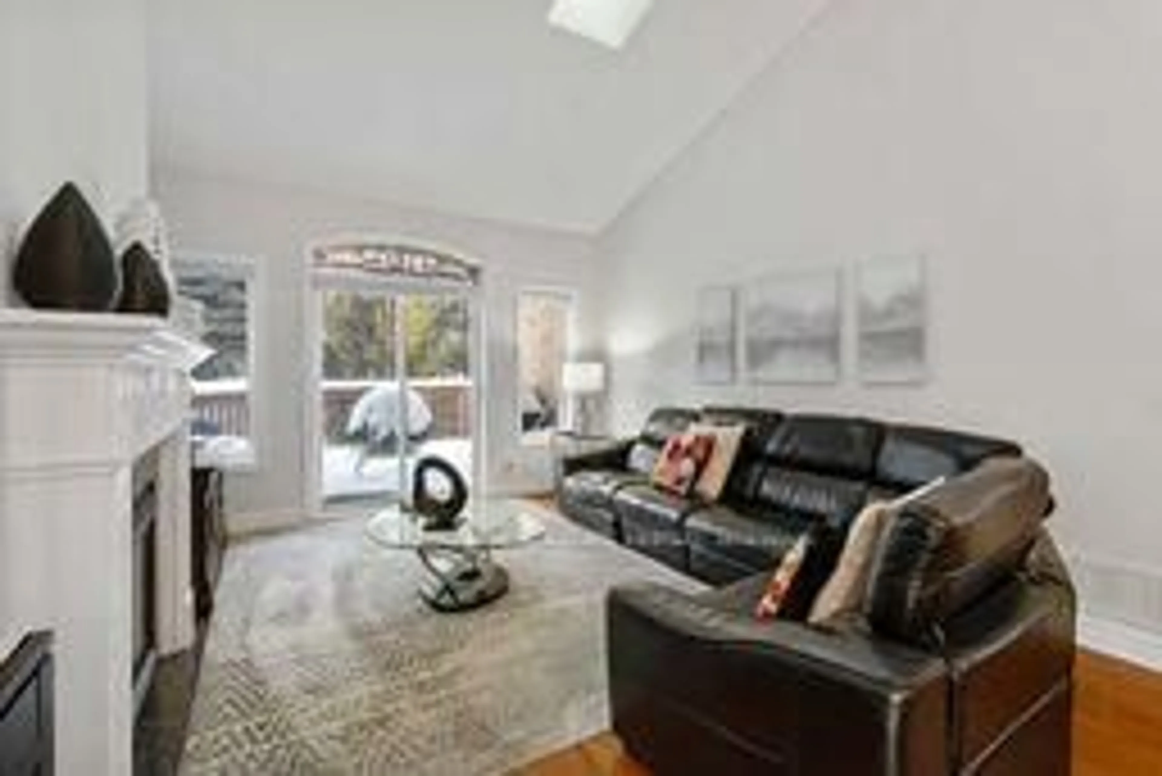 Living room with furniture, unknown for 22 Montebello Terr, New Tecumseth Ontario L9R 2H3