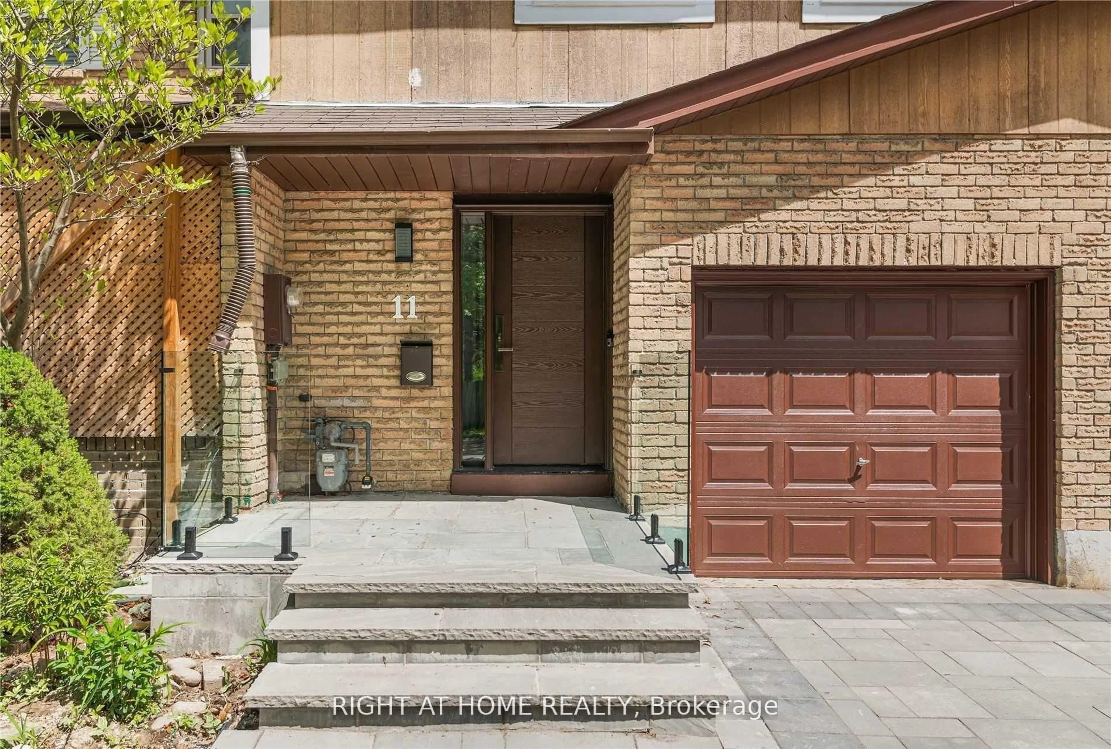 Home with brick exterior material, street for 11 Michael Dr, Richmond Hill Ontario L4C 5W6