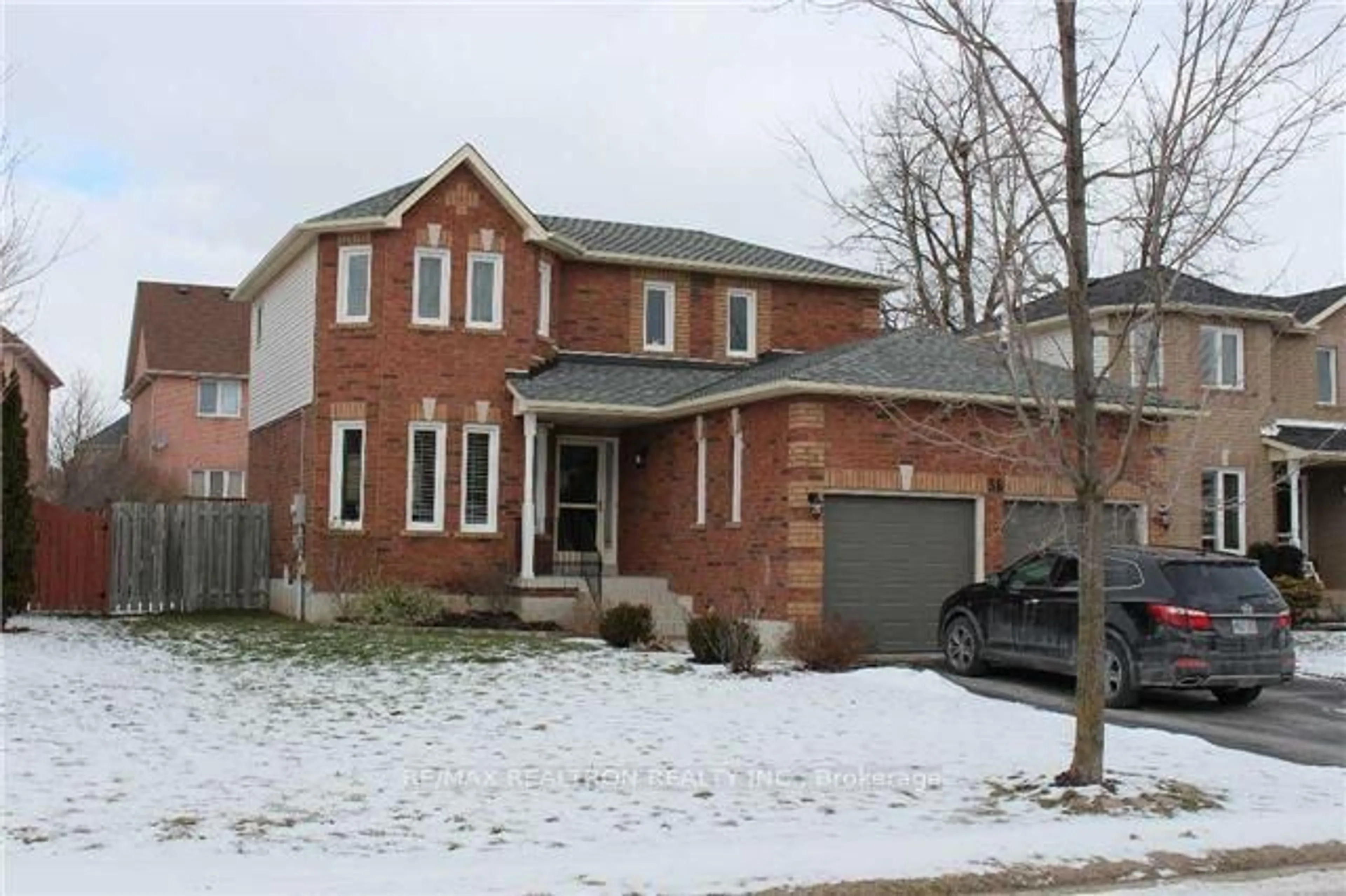 Home with brick exterior material, street for 38 Iveagh Dr, Georgina Ontario L4P 3X3