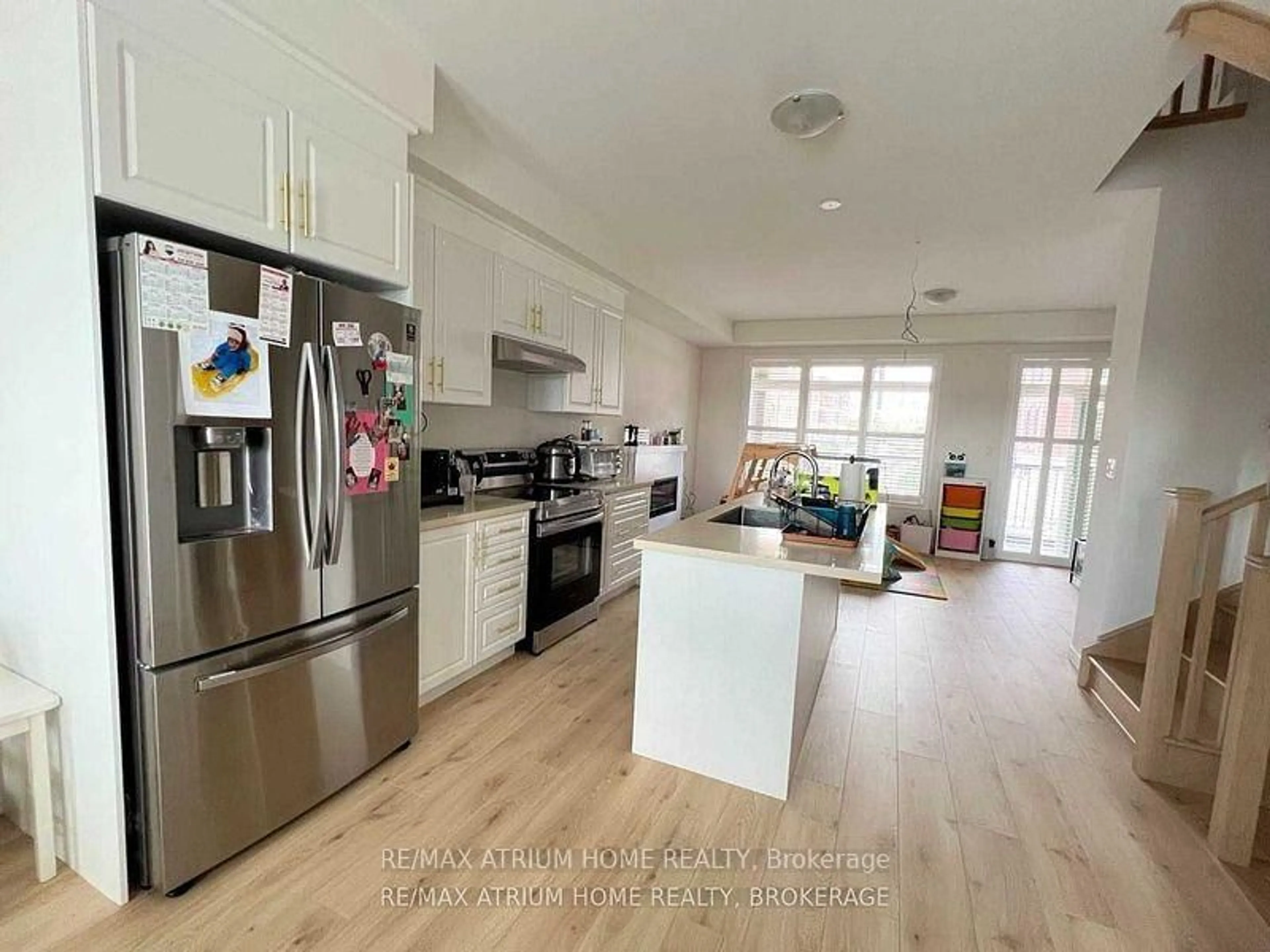 Open concept kitchen, unknown for 18 Mcnaughton Rd, Vaughan Ontario L6A 5B6