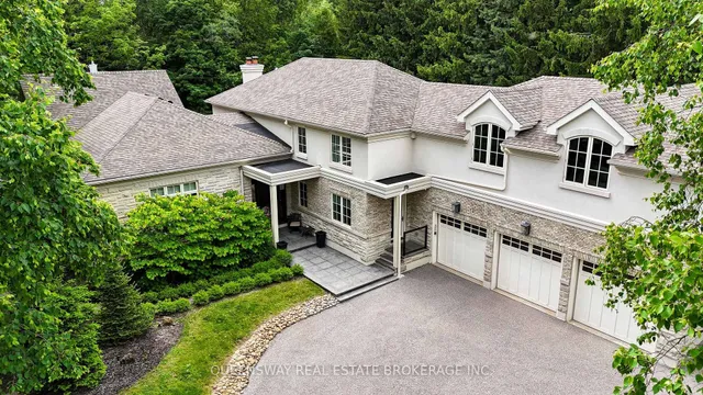 2600 17th Sideroad, King 2
