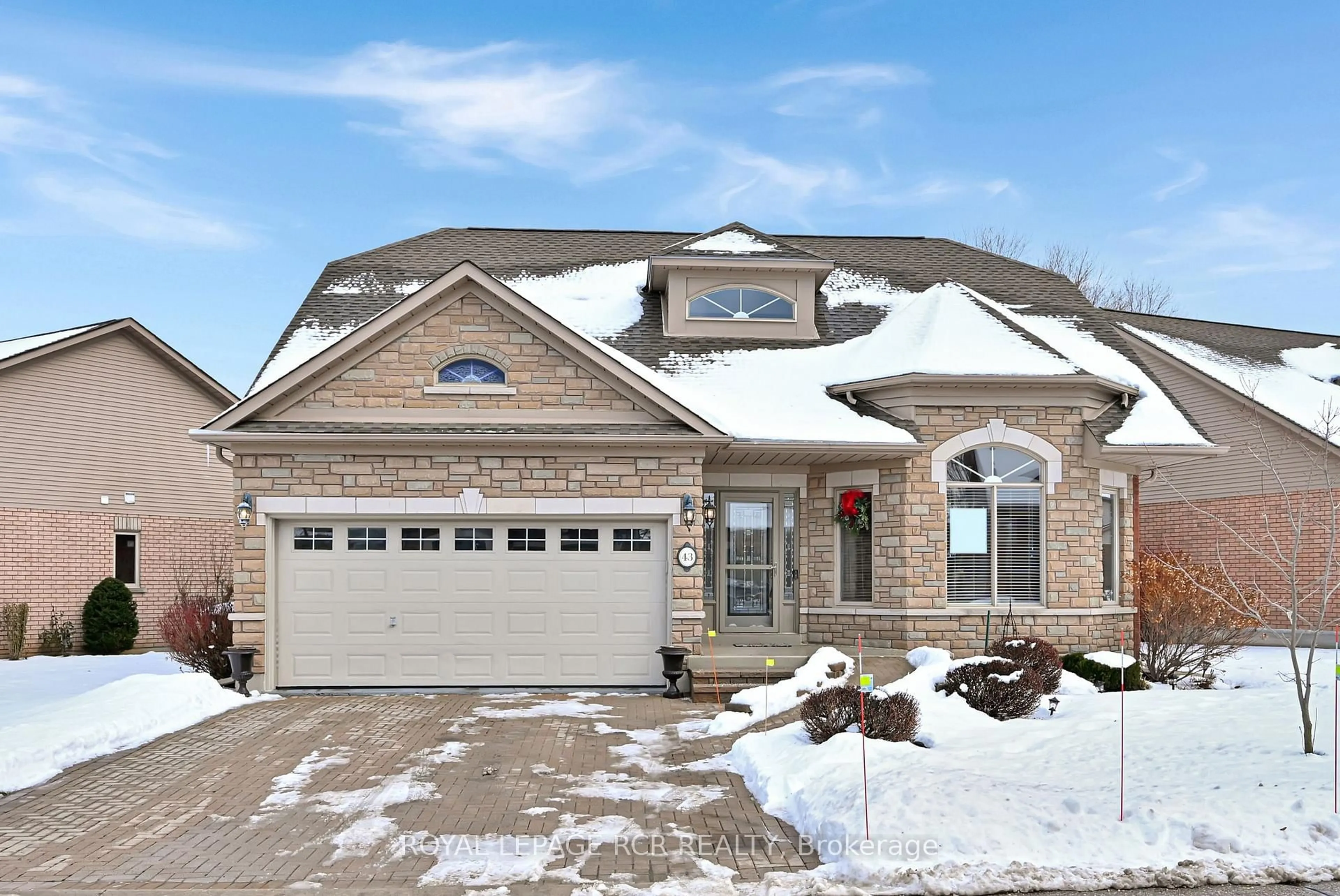Home with brick exterior material, street for 43 Bella Vista Tr, New Tecumseth Ontario L9R 2C7