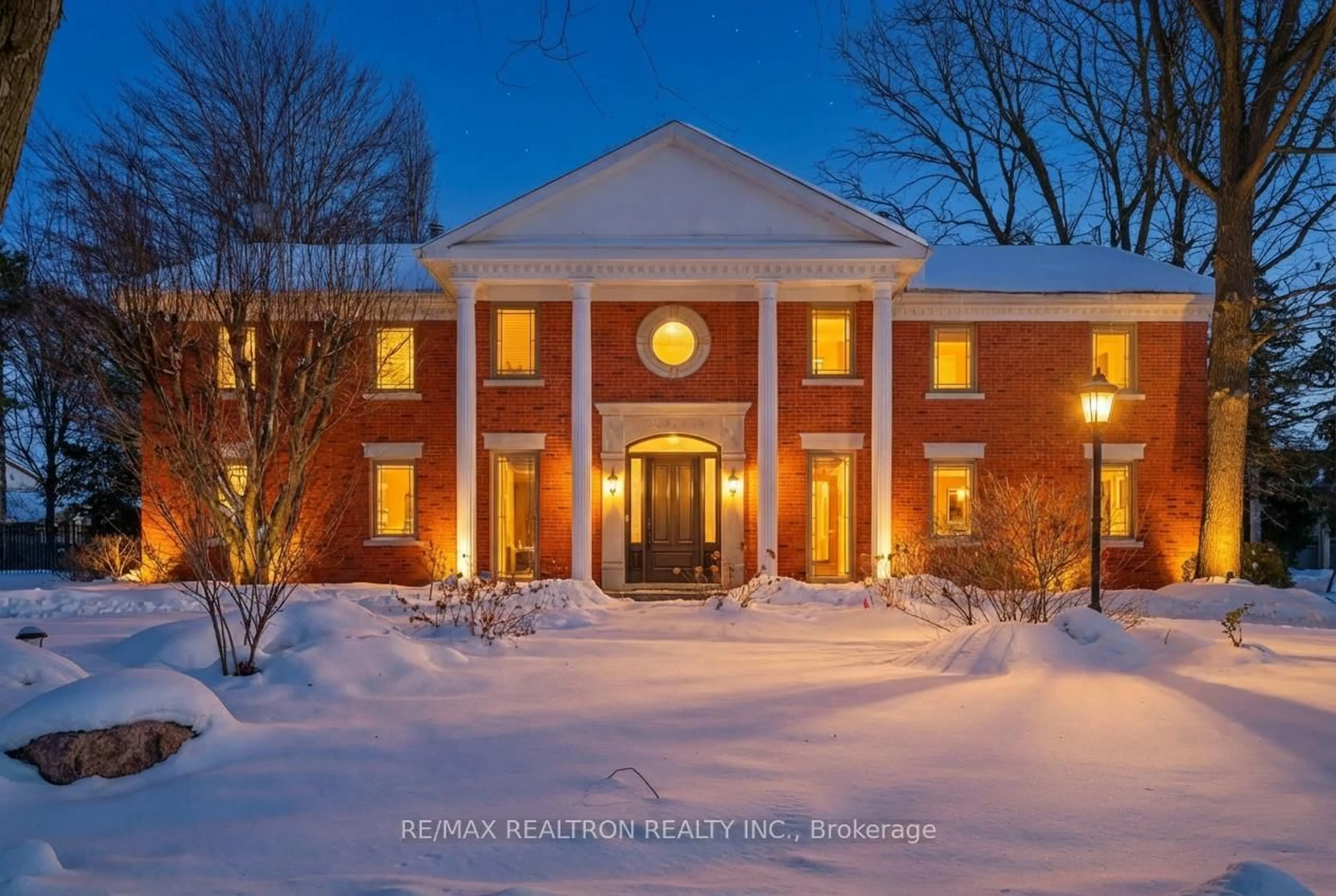 Unknown for 17 Old English Lane, Markham Ontario L3T 2V1