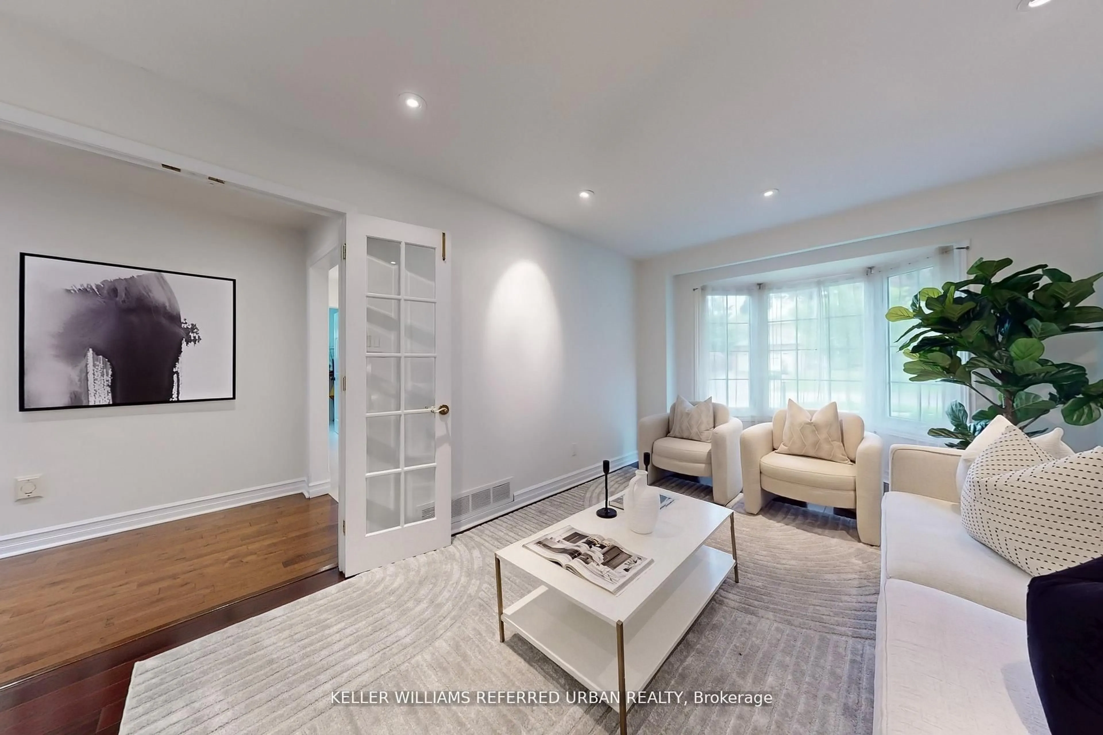 Living room with furniture, unknown for 158 Walton Dr, Aurora Ontario L4G 3R8