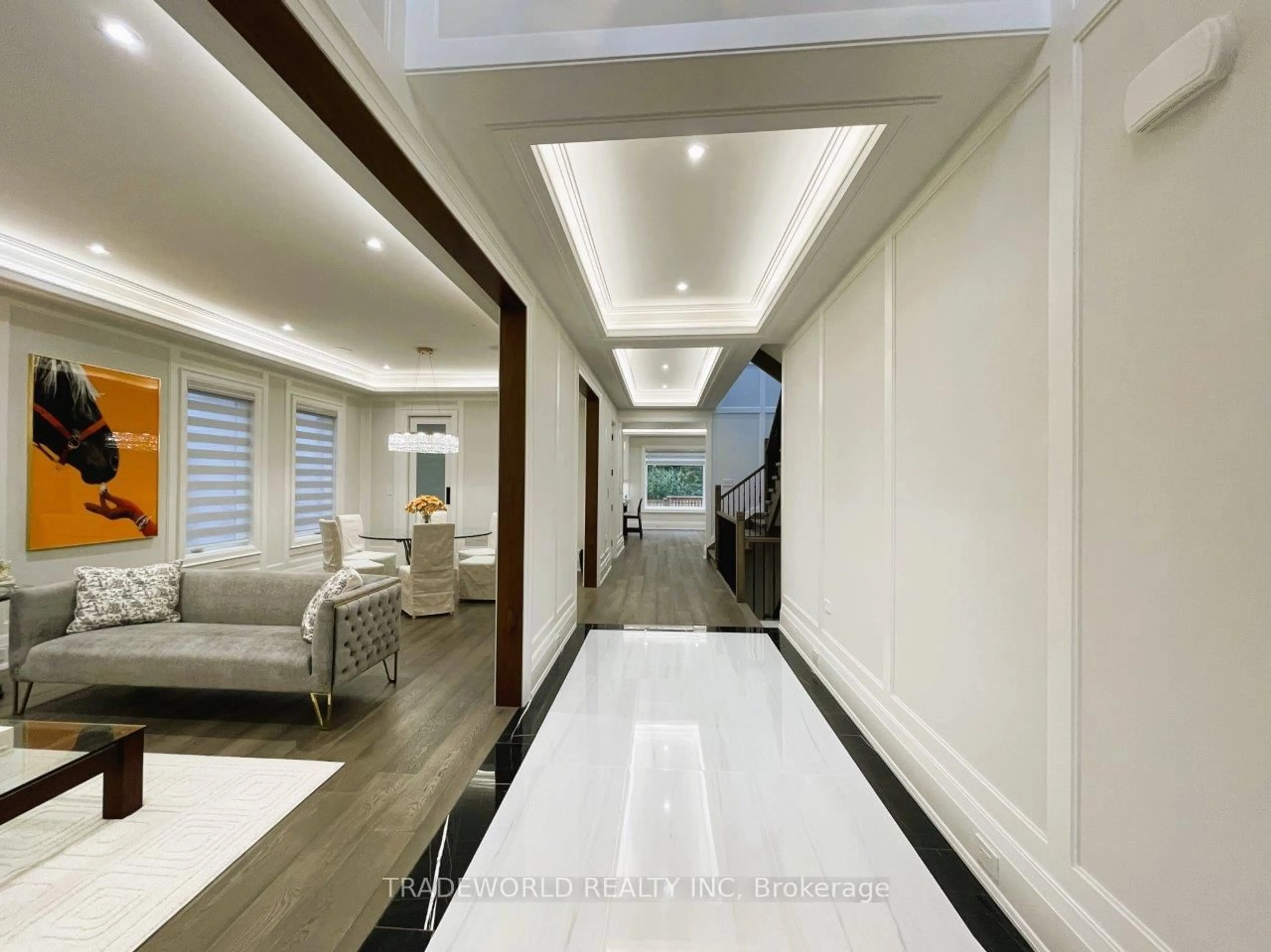 Indoor foyer for 90 Fred Varley Dr, Markham Ontario L3R 1S8