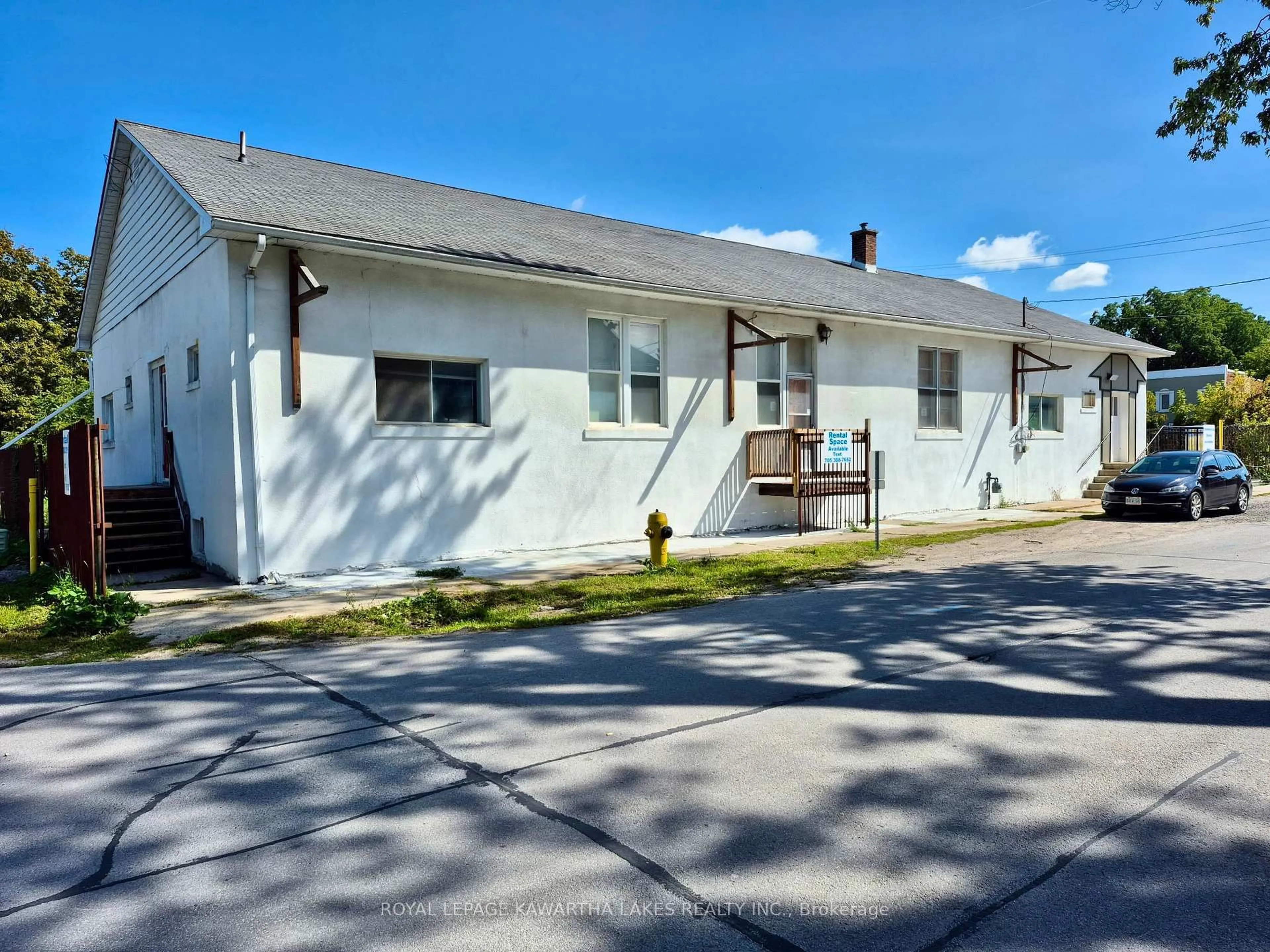 A pic from outside/outdoor area/front of a property/back of a property/a pic from drone, street for 21 Ann St, Brock Ontario L0E 1E0