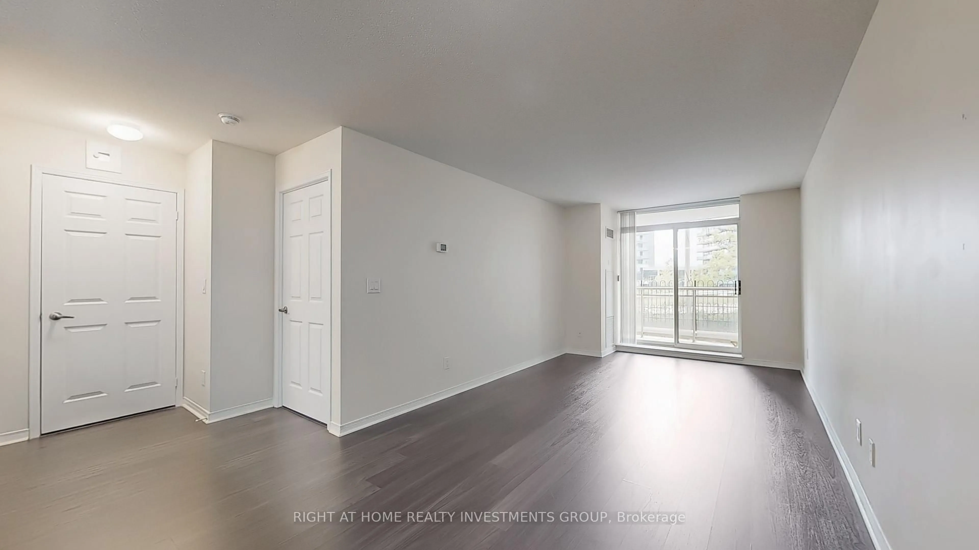 A pic of a room for 73 King William Cres #207, Richmond Hill Ontario L4B 0C2