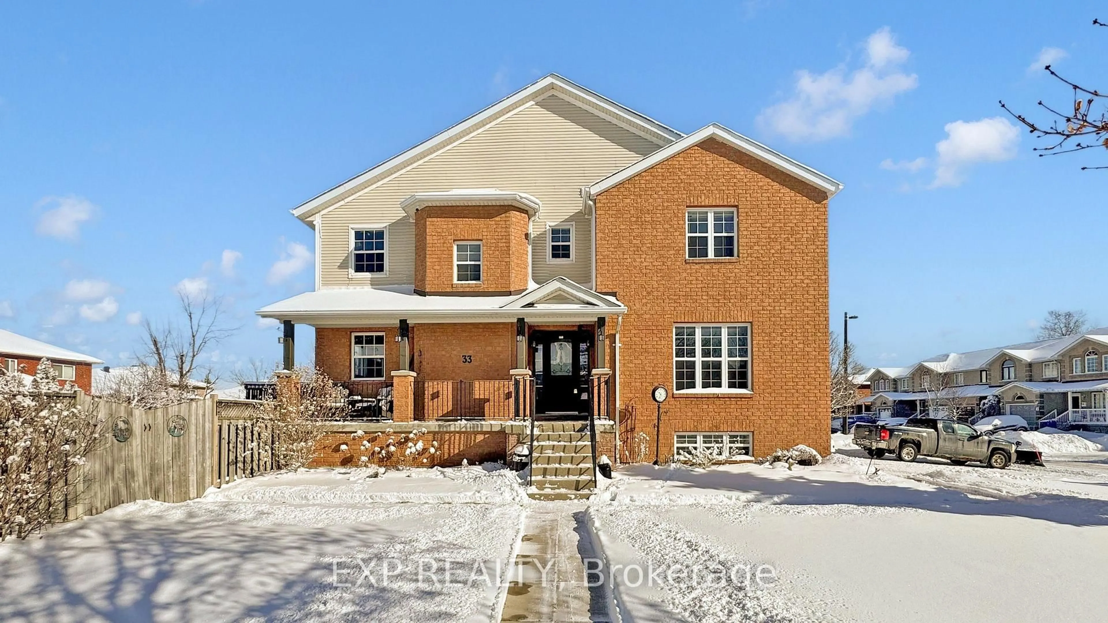 Home with brick exterior material, street for 33 Wrendale Cres, Georgina Ontario L4P 4C4