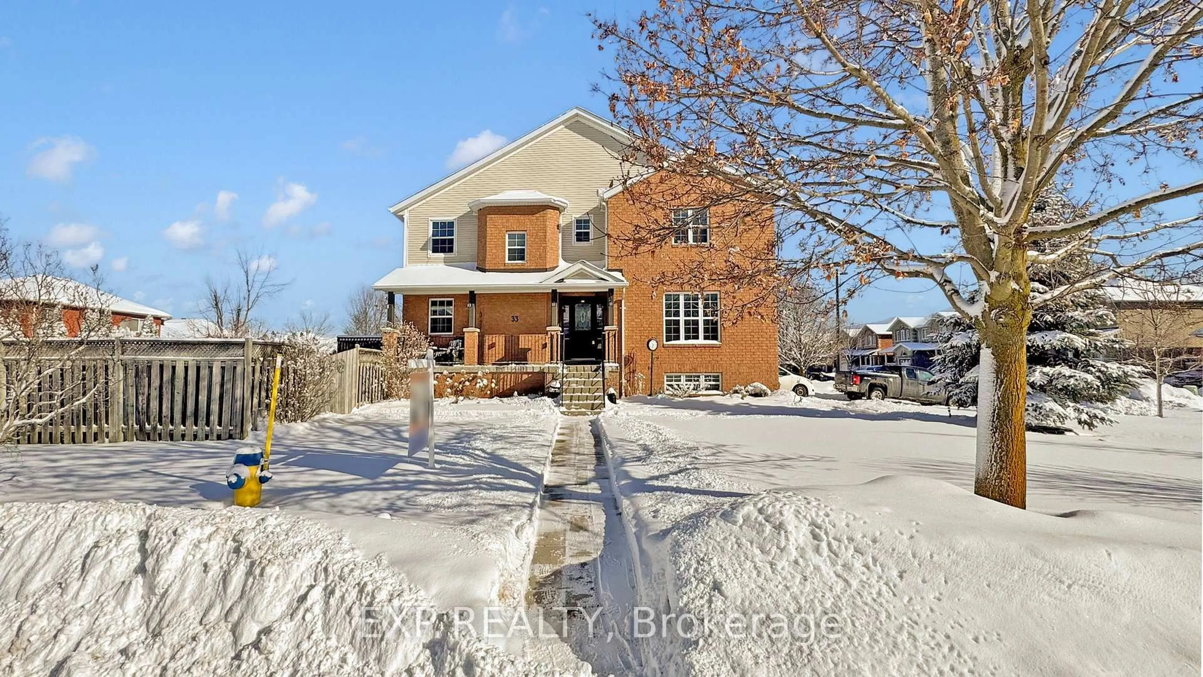 Home with brick exterior material, street for 33 Wrendale Cres, Georgina Ontario L4P 4C4